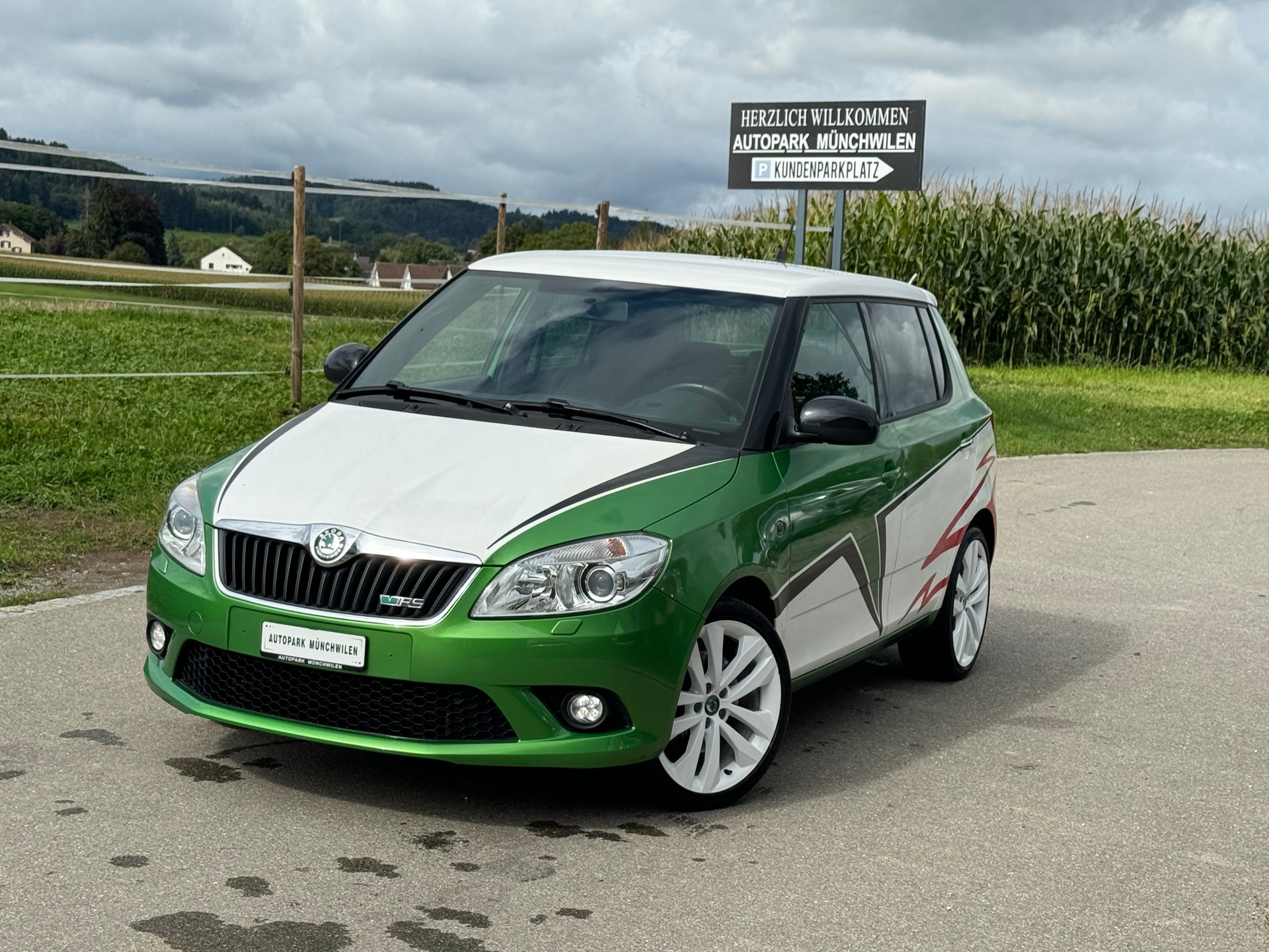 SKODA Fabia 1.4 TSI RS Edition S2000 DSG-image-0