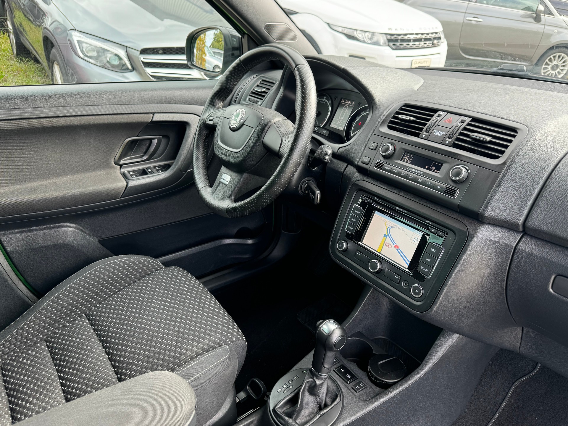 SKODA Fabia 1.4 TSI RS Edition S2000 DSG-image-6