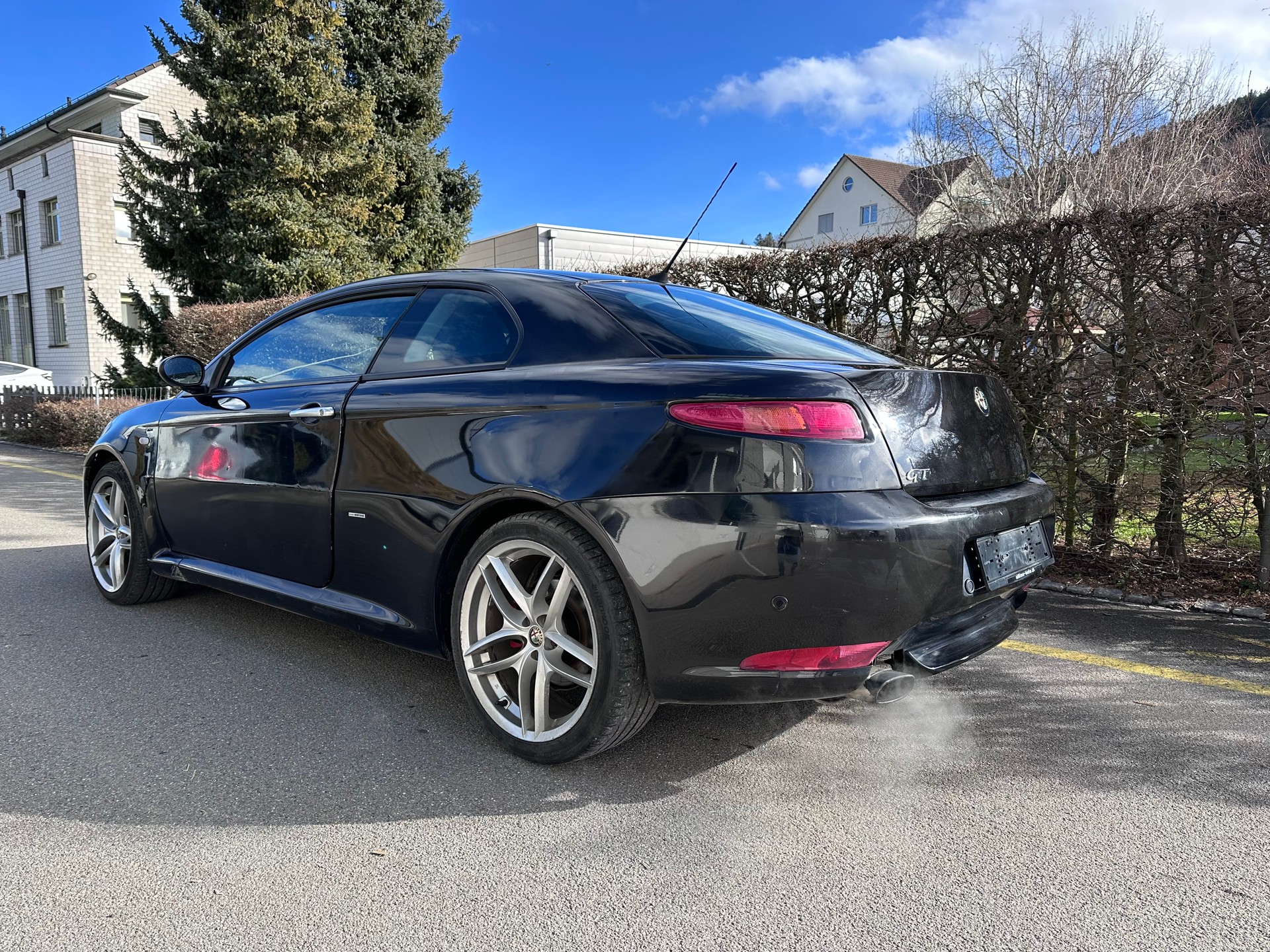 ALFA ROMEO GT 2.0 JTS Distinctive-image-2