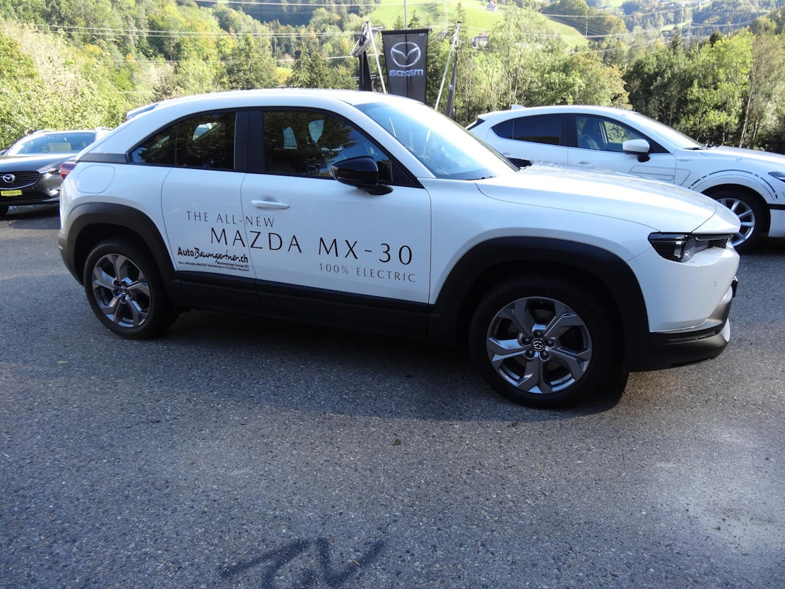 MAZDA MX-30 e-Skyactiv Ambition Plus-image-1