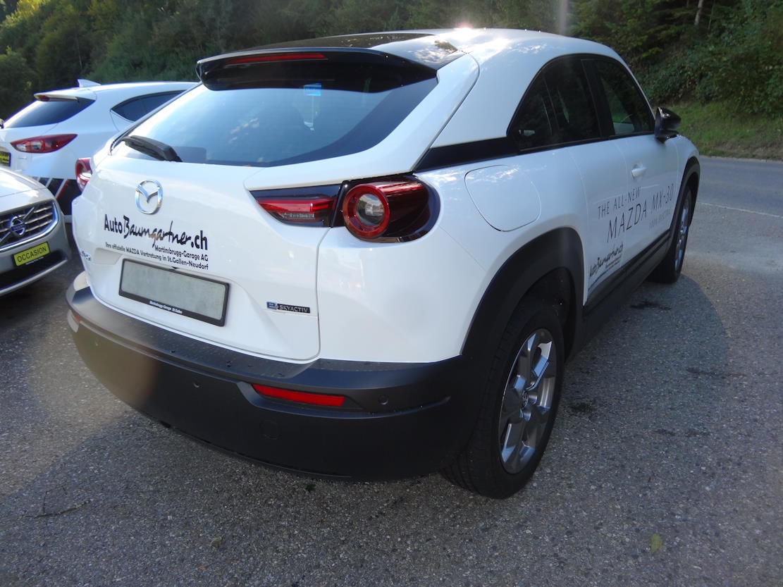 MAZDA MX-30 e-Skyactiv Ambition Plus-image-5
