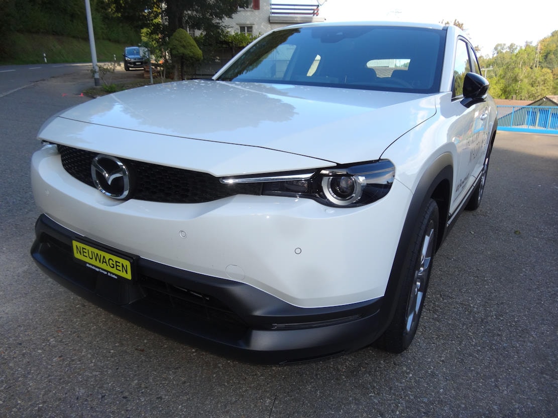 MAZDA MX-30 e-Skyactiv Ambition Plus-image-13