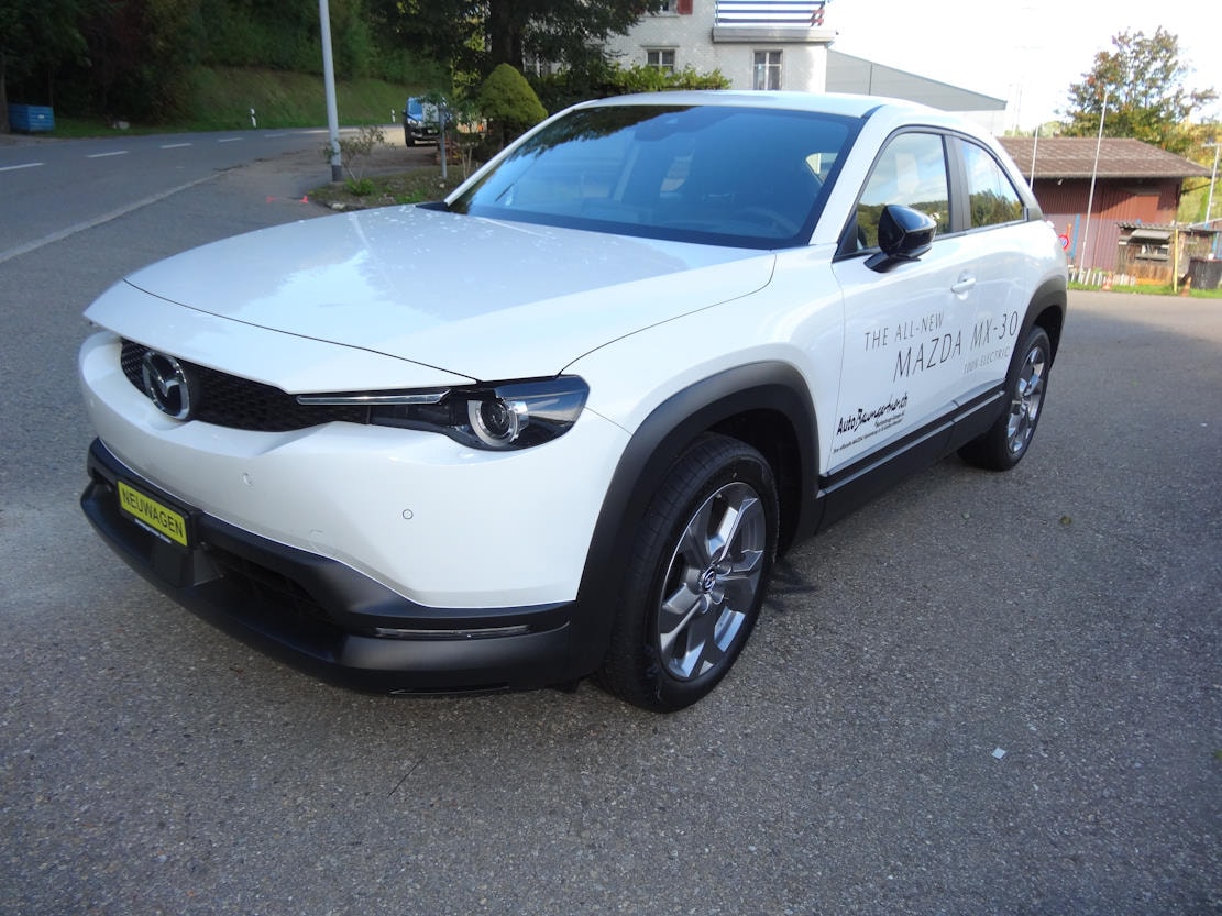MAZDA MX-30 e-Skyactiv Ambition Plus-image-12