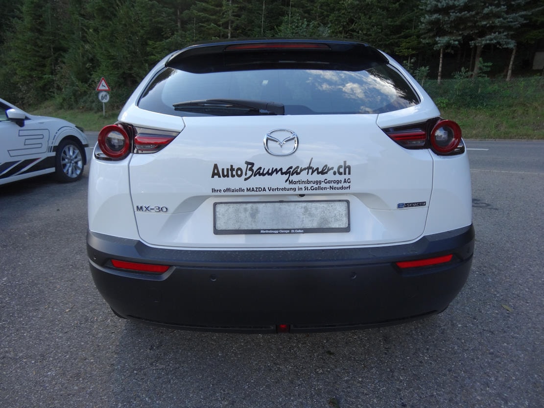 MAZDA MX-30 e-Skyactiv Ambition Plus-image-9