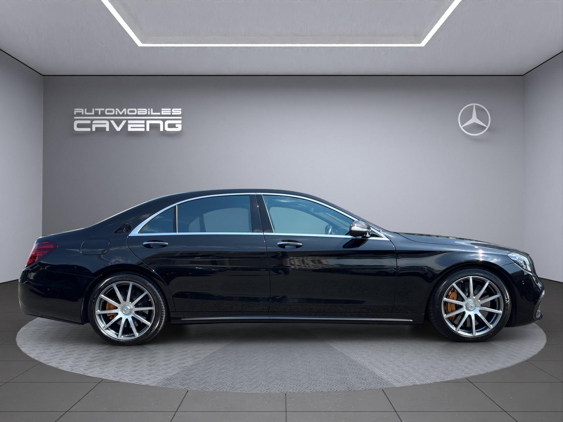 MERCEDES-BENZ S 63 AMG L 4Matic+ 9G-Tronic-image-5