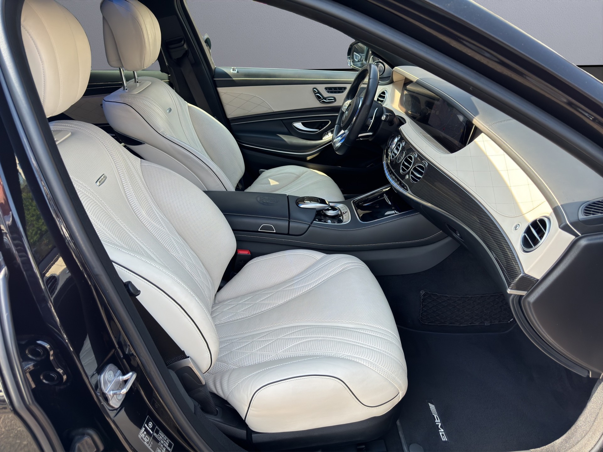MERCEDES-BENZ S 63 AMG L 4Matic+ 9G-Tronic-image-15