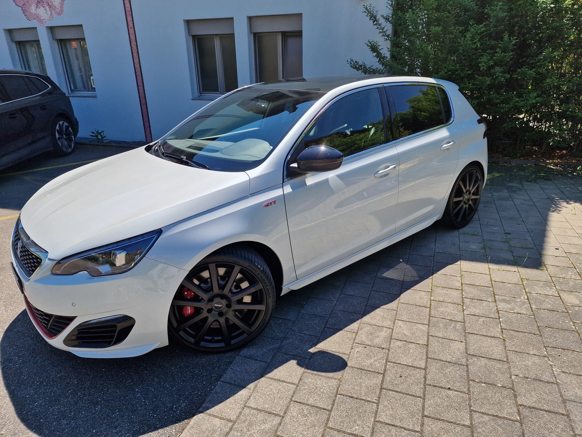 PEUGEOT 308 1.6 GTi-image-9