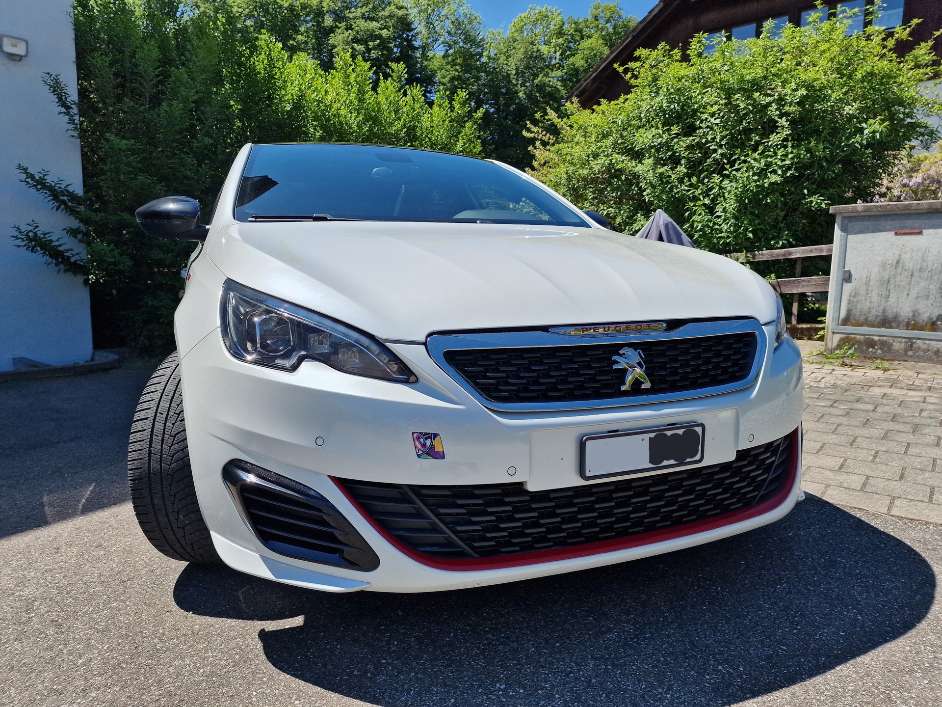 PEUGEOT 308 1.6 GTi-image-0