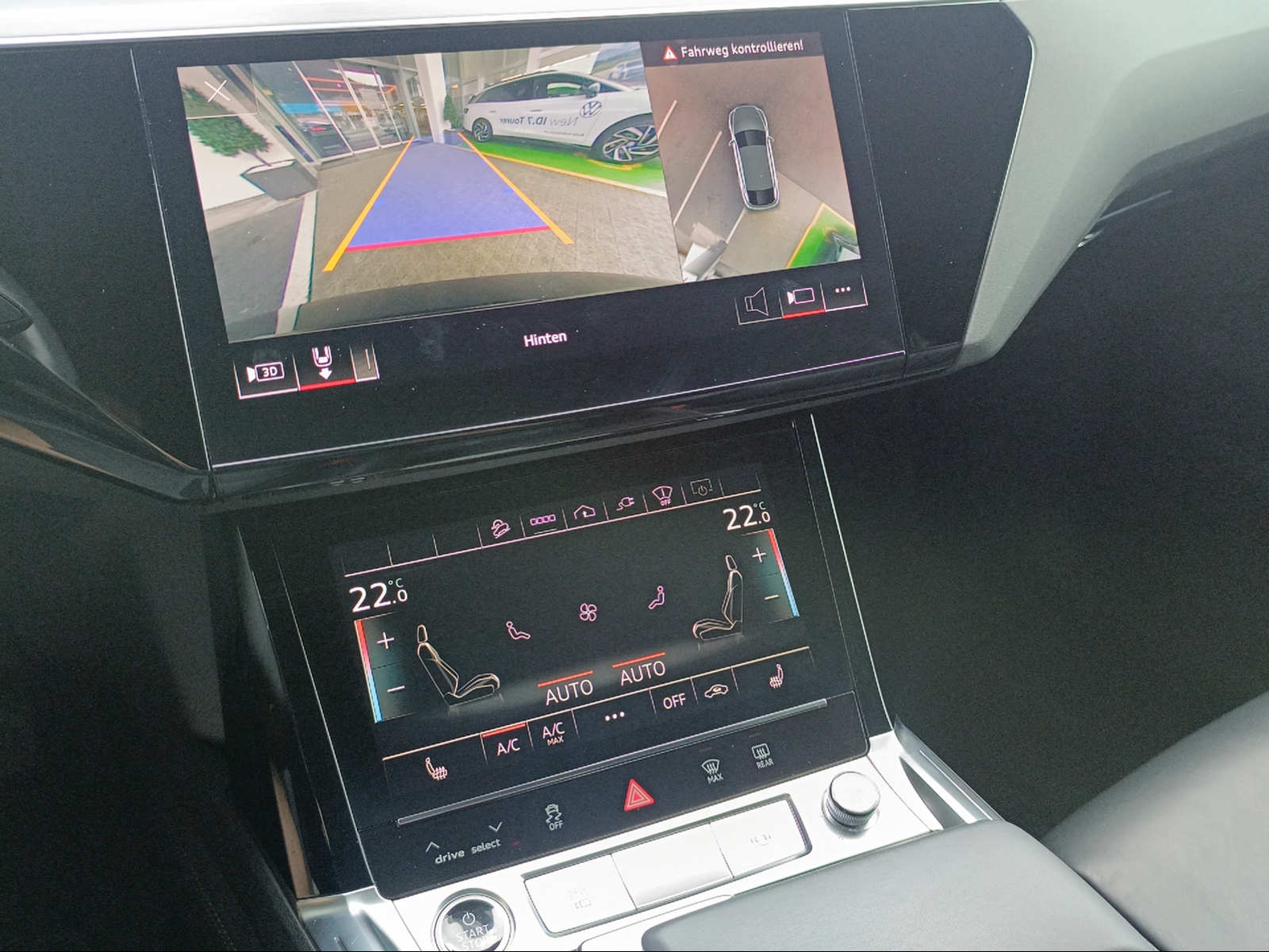AUDI e-tron 55 Sportback S Line quattro-image-11