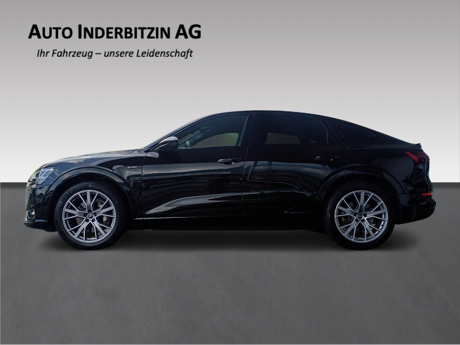 AUDI e-tron 55 Sportback S Line quattro-image-3