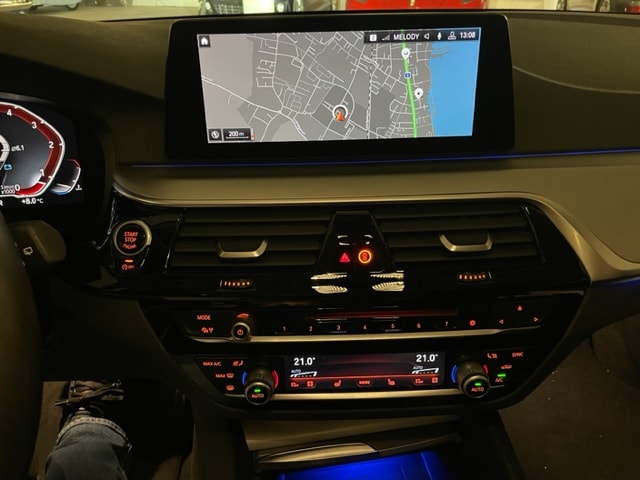 BMW 520d xDrive Touring Fleet Edition Steptronic-image-7