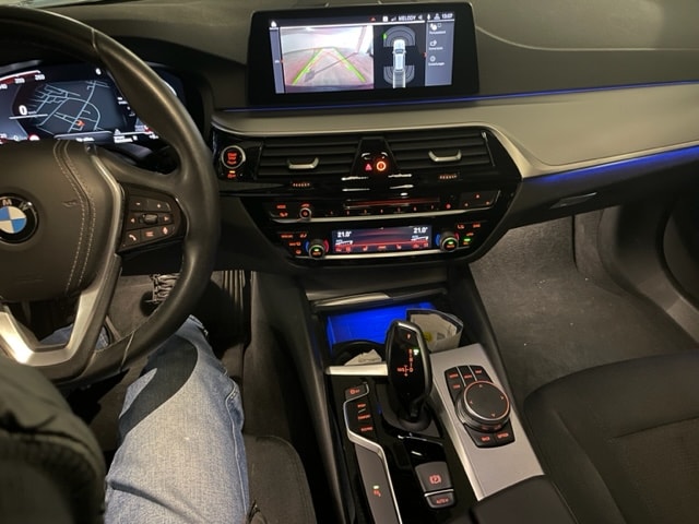 BMW 520d xDrive Touring Fleet Edition Steptronic-image-6