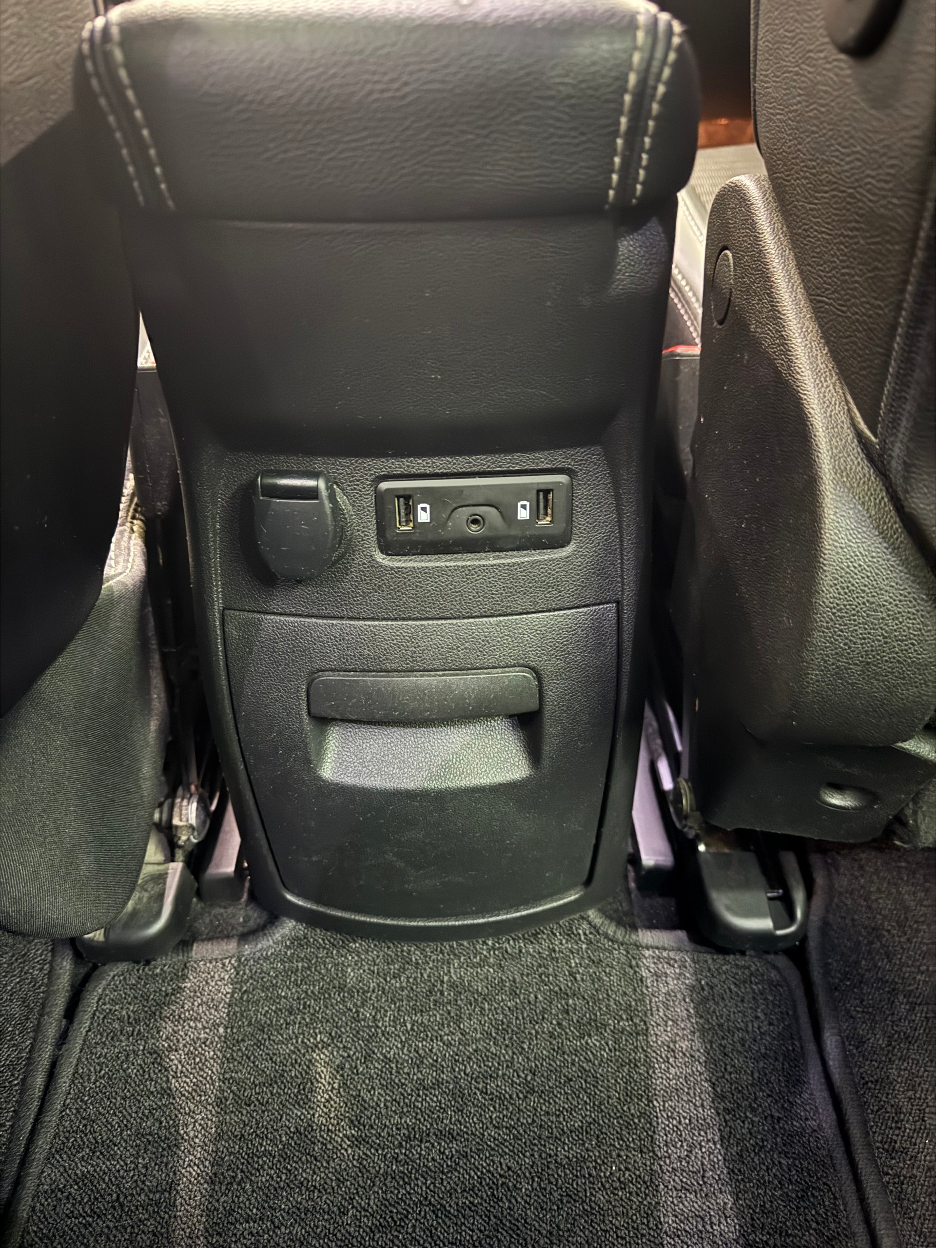 RENAULT Scénic 1.6 dCi Bose EDC-image-14
