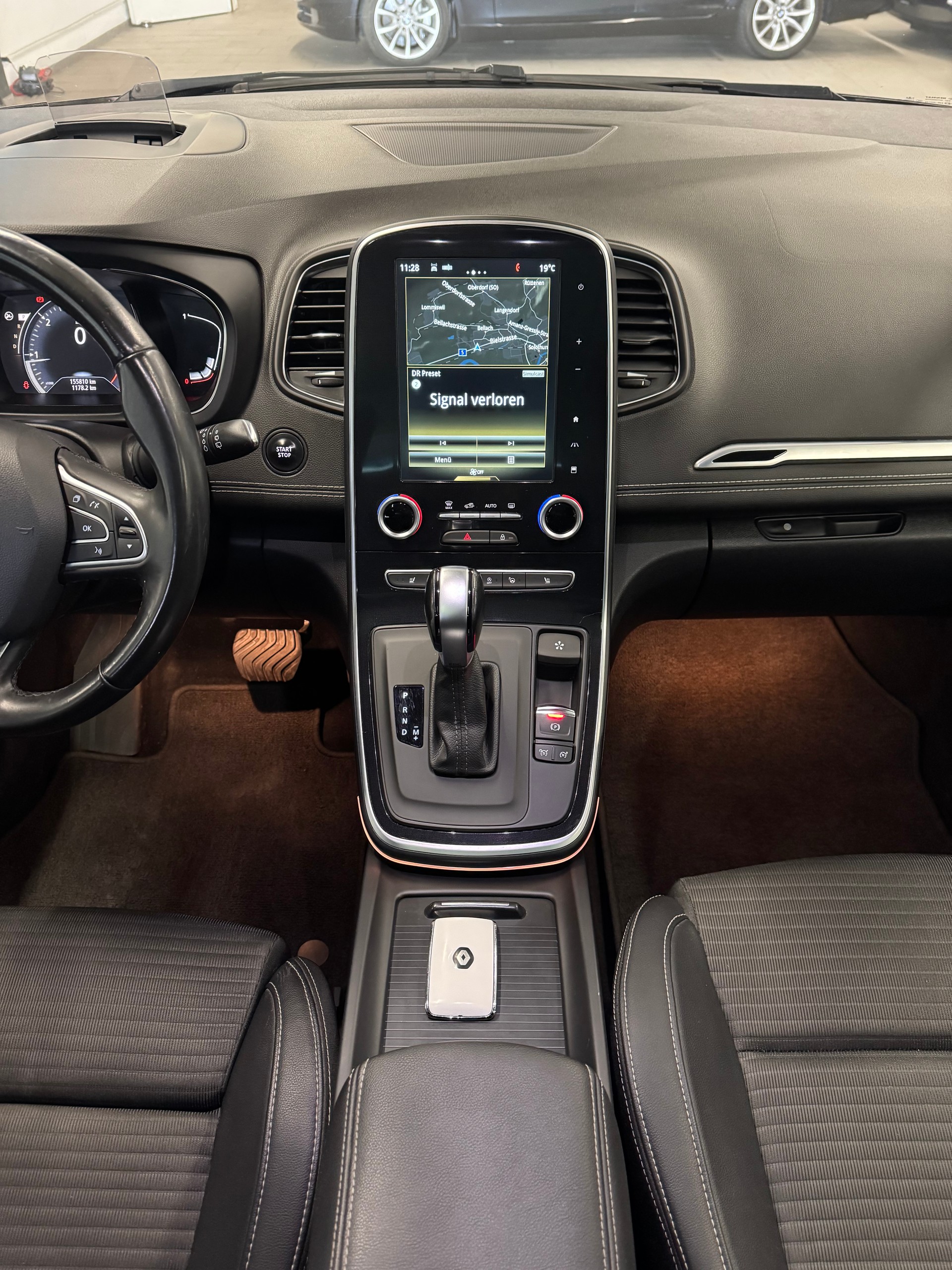RENAULT Scénic 1.6 dCi Bose EDC-image-12