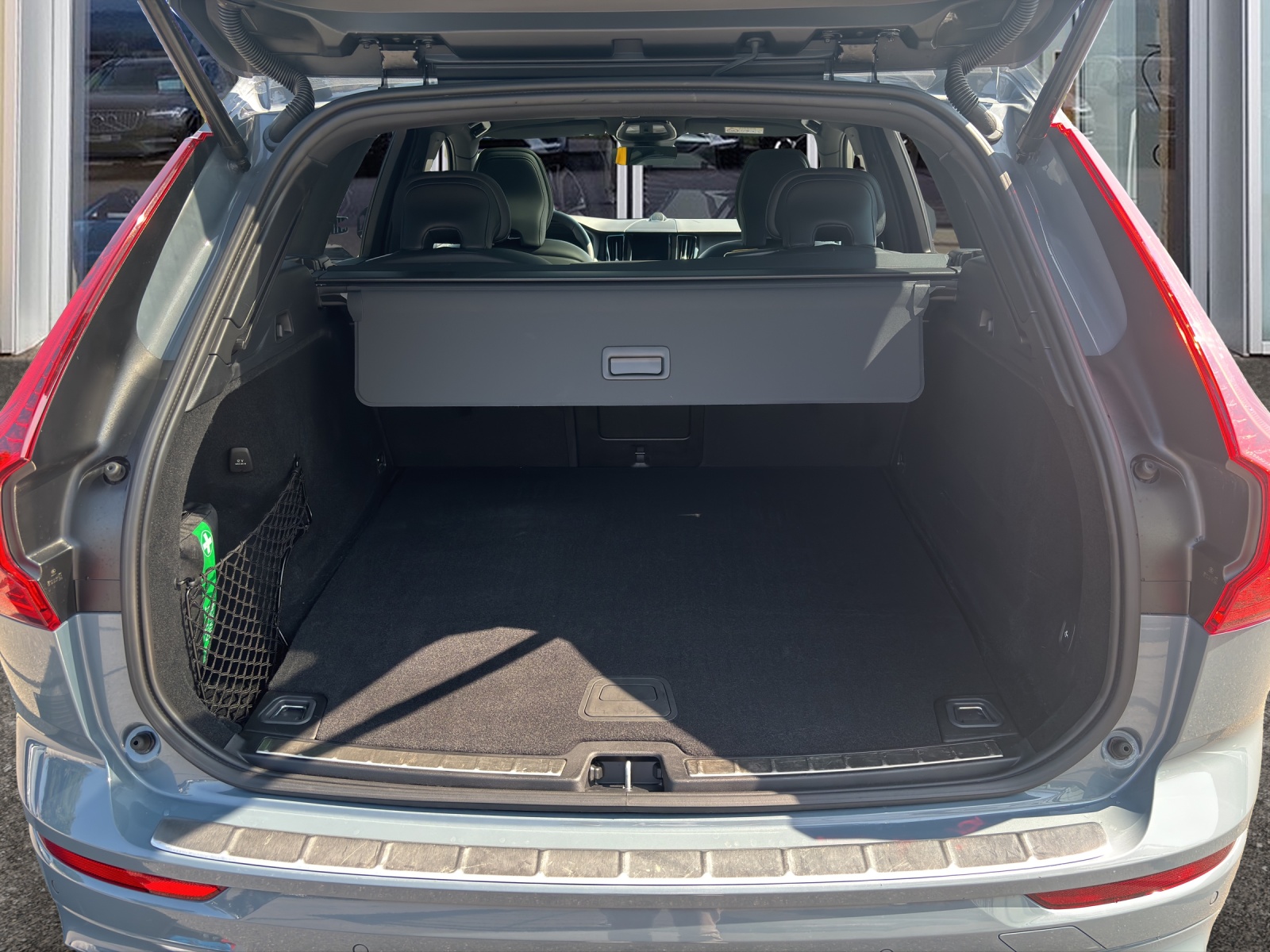 VOLVO XC60 2.0 T8 TE Polestar eAWD-image-6