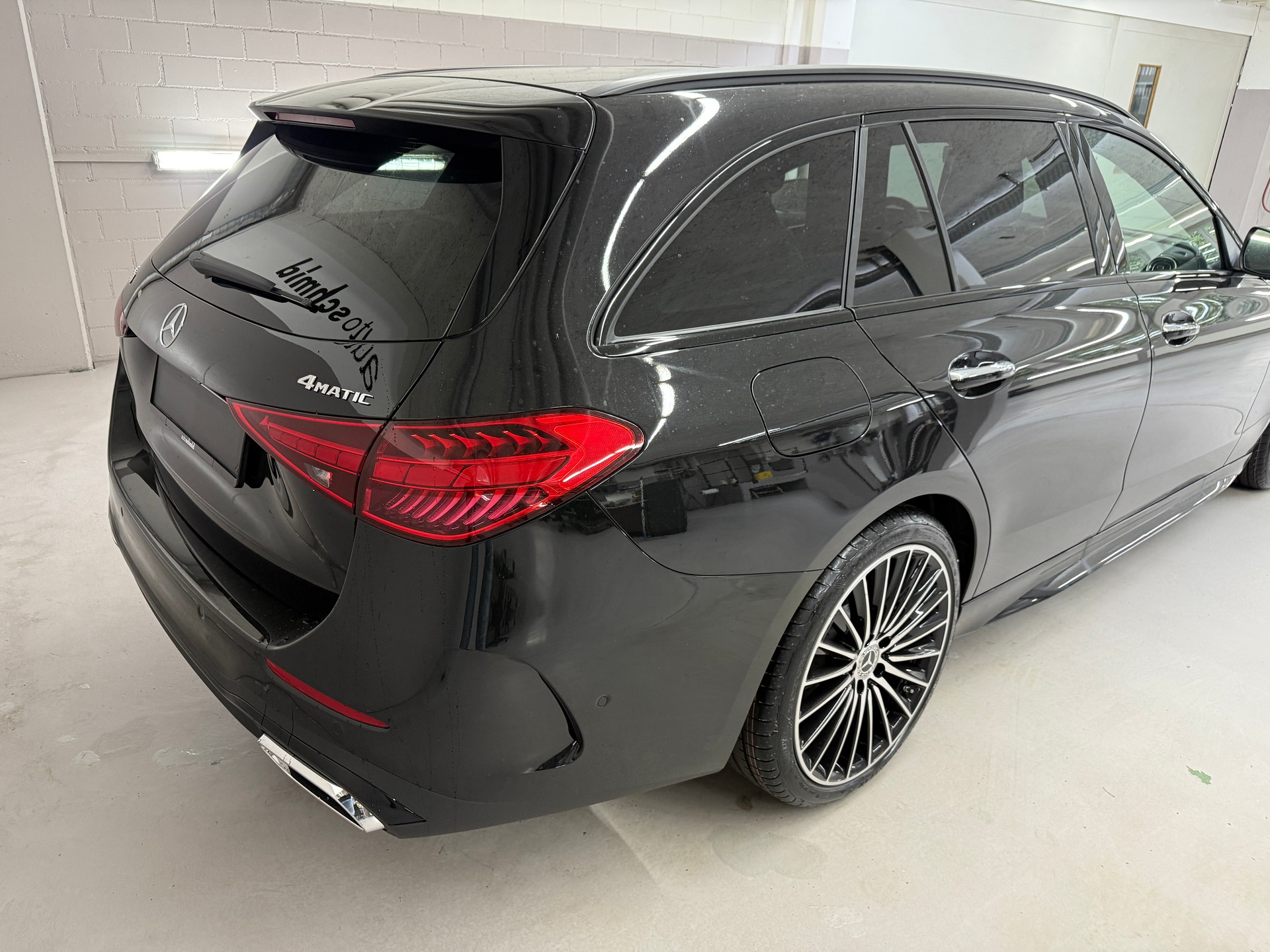 MERCEDES-BENZ C 300 4MATIC T-Modell-image-5