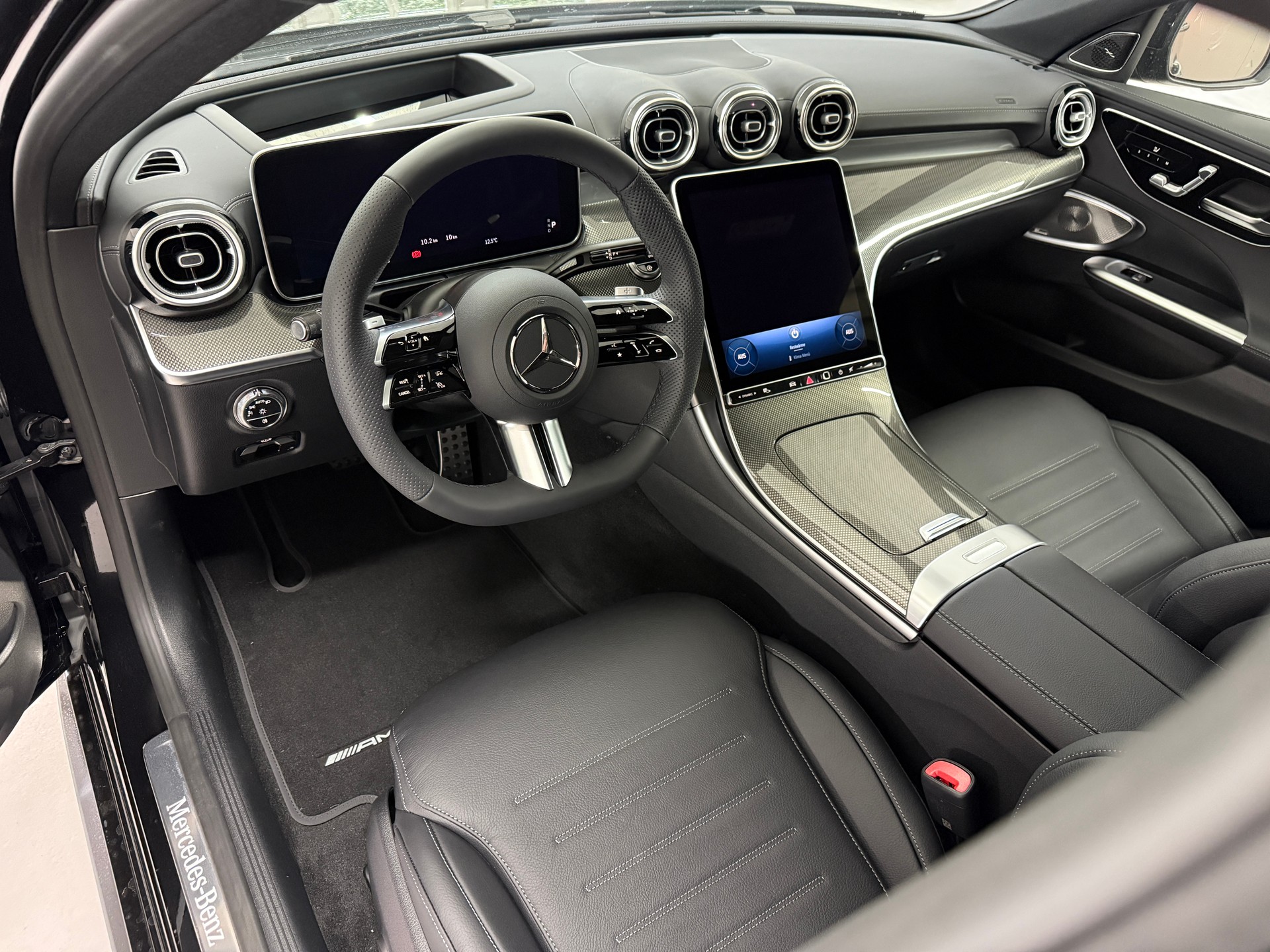 MERCEDES-BENZ C 300 4MATIC T-Modell-image-6