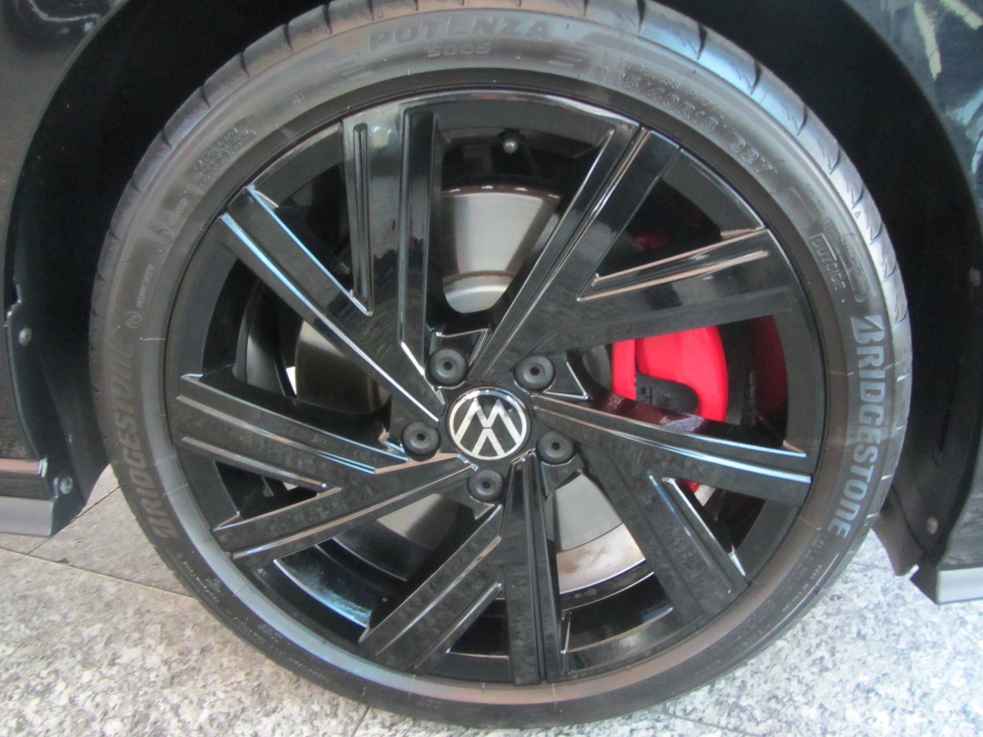 VW Golf 2.0 TSI GTI DSG-image-11