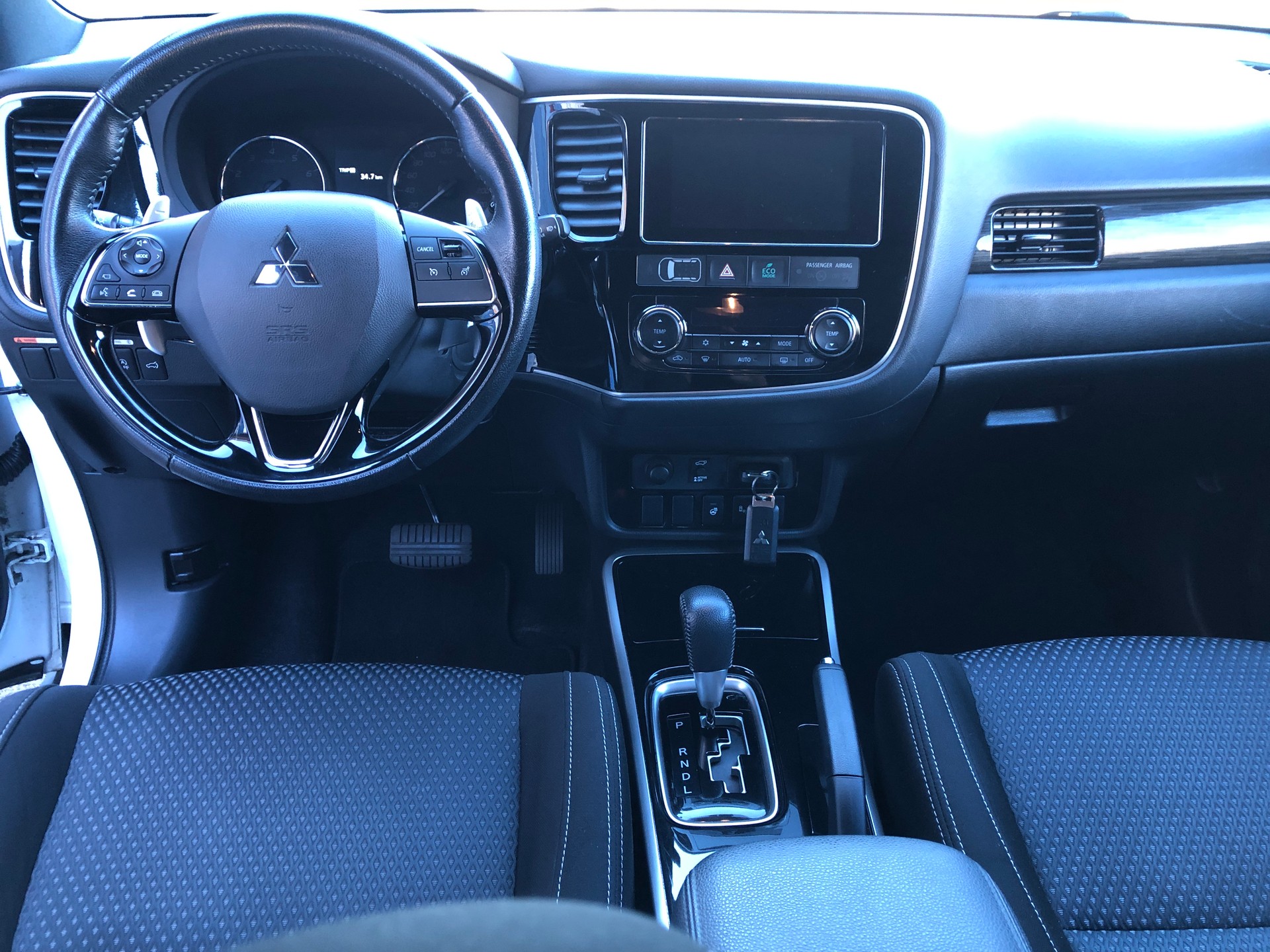 MITSUBISHI Outlander 2.0 BlackLine 4WD CVT-image-7