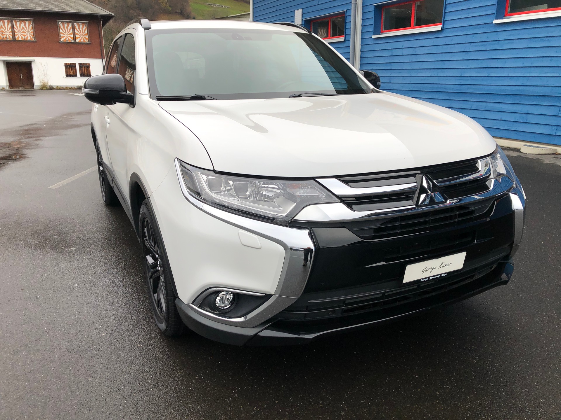 MITSUBISHI Outlander 2.0 BlackLine 4WD CVT