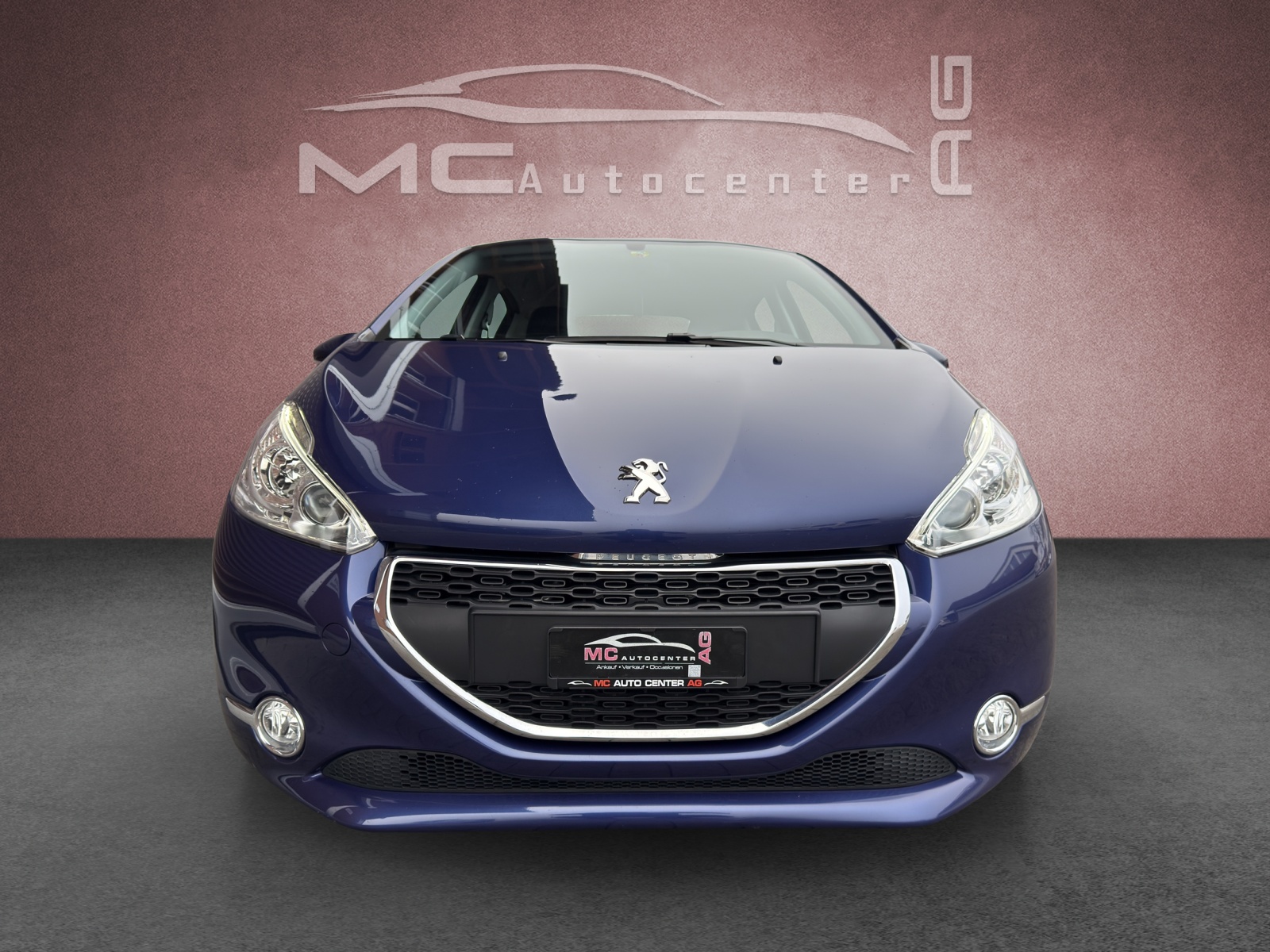 PEUGEOT 208 1.2 VTI Intuitive-image-3