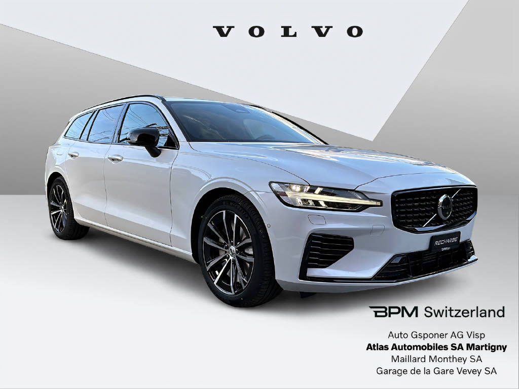 VOLVO V60 2.0 T6 TE Plus Dark eAWD Business-image-2