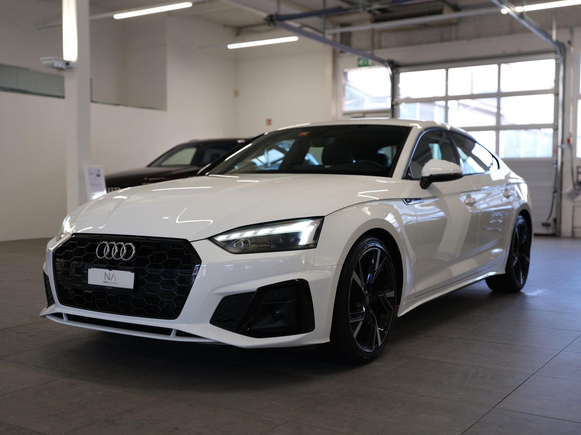 AUDI A5 Sportback 35 TDI S-Line Attraction S-tronic *S line competition plus* *Assistenzpaket Parken*-showroom-element-3