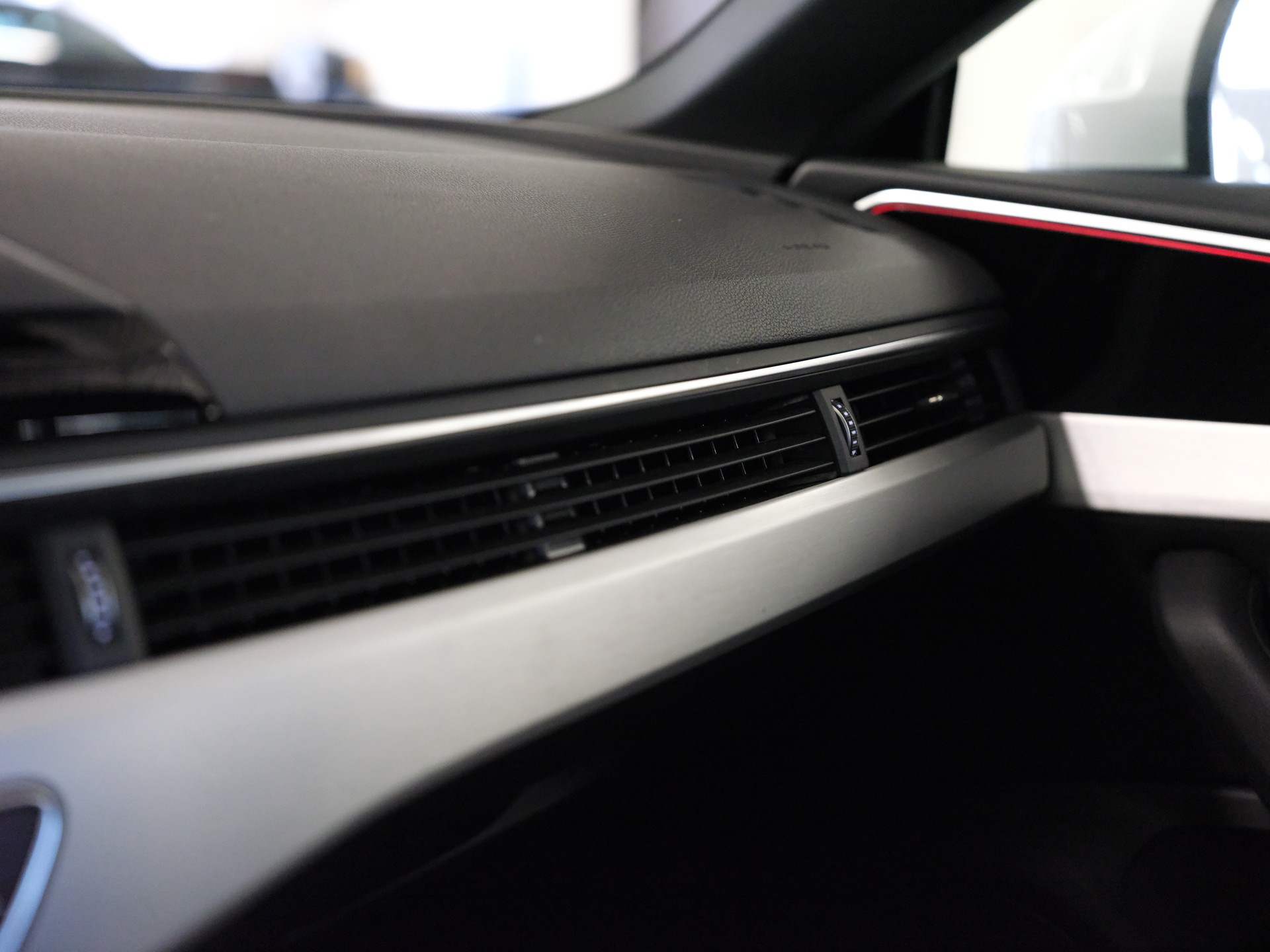 AUDI A5 Sportback 35 TDI S-Line Attraction S-tronic *S line competition plus* *Assistenzpaket Parken*-image-26