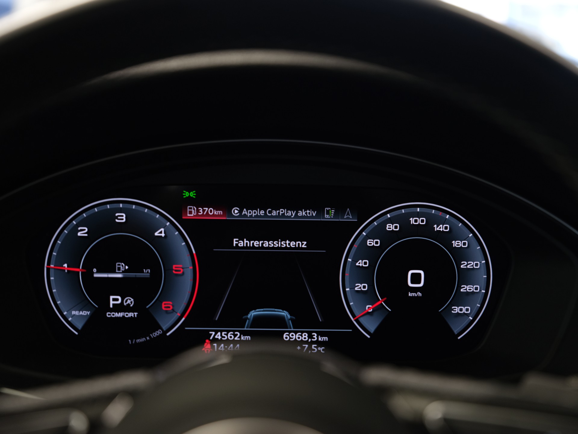 AUDI A5 Sportback 35 TDI S-Line Attraction S-tronic *S line competition plus* *Assistenzpaket Parken*-image-21