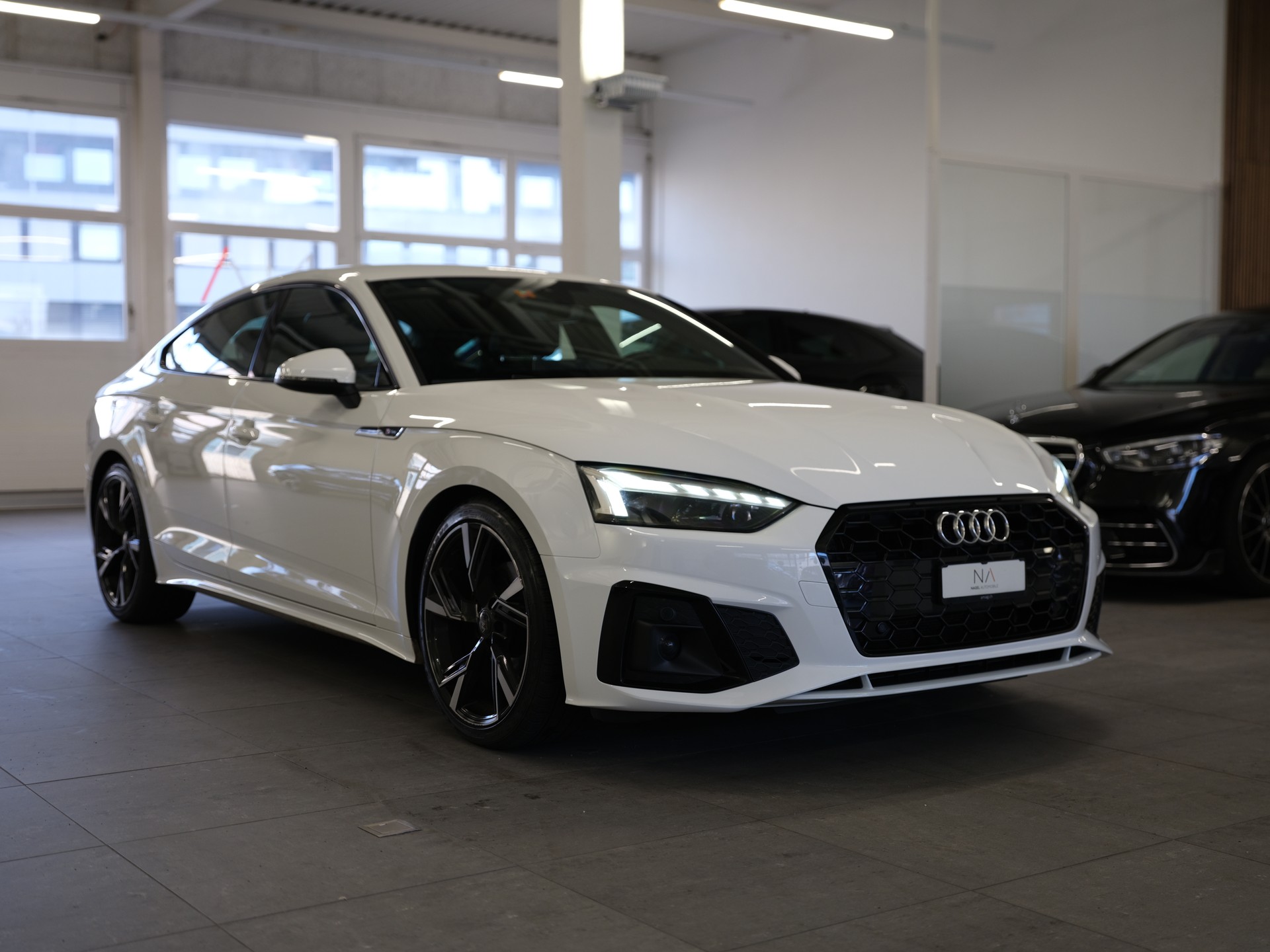 AUDI A5 Sportback 35 TDI S-Line Attraction S-tronic *S line competition plus* *Assistenzpaket Parken*-showroom-element-1