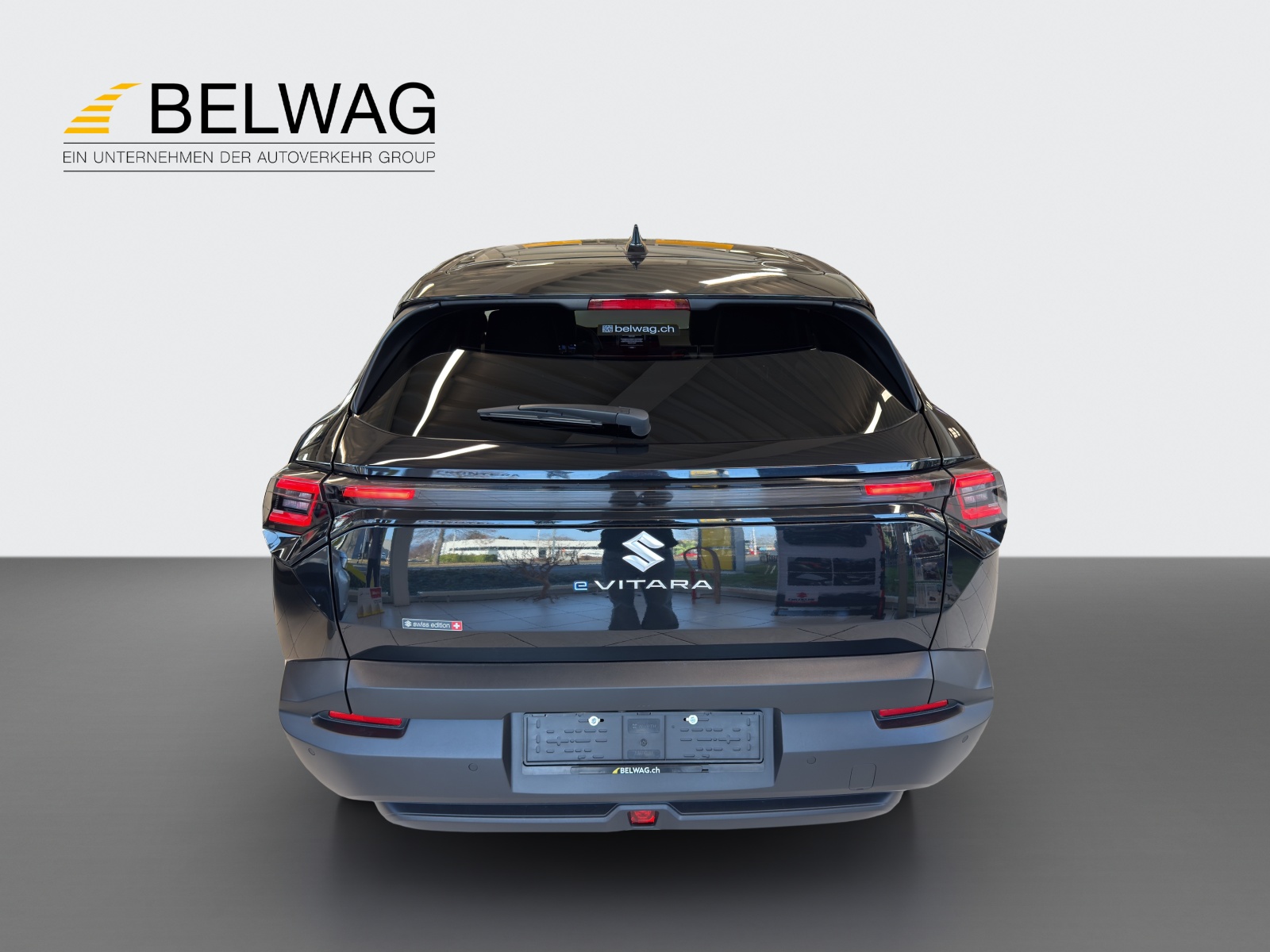 SUZUKI Vitara-e 61kWh/184 Compact Top 4x4-image-4