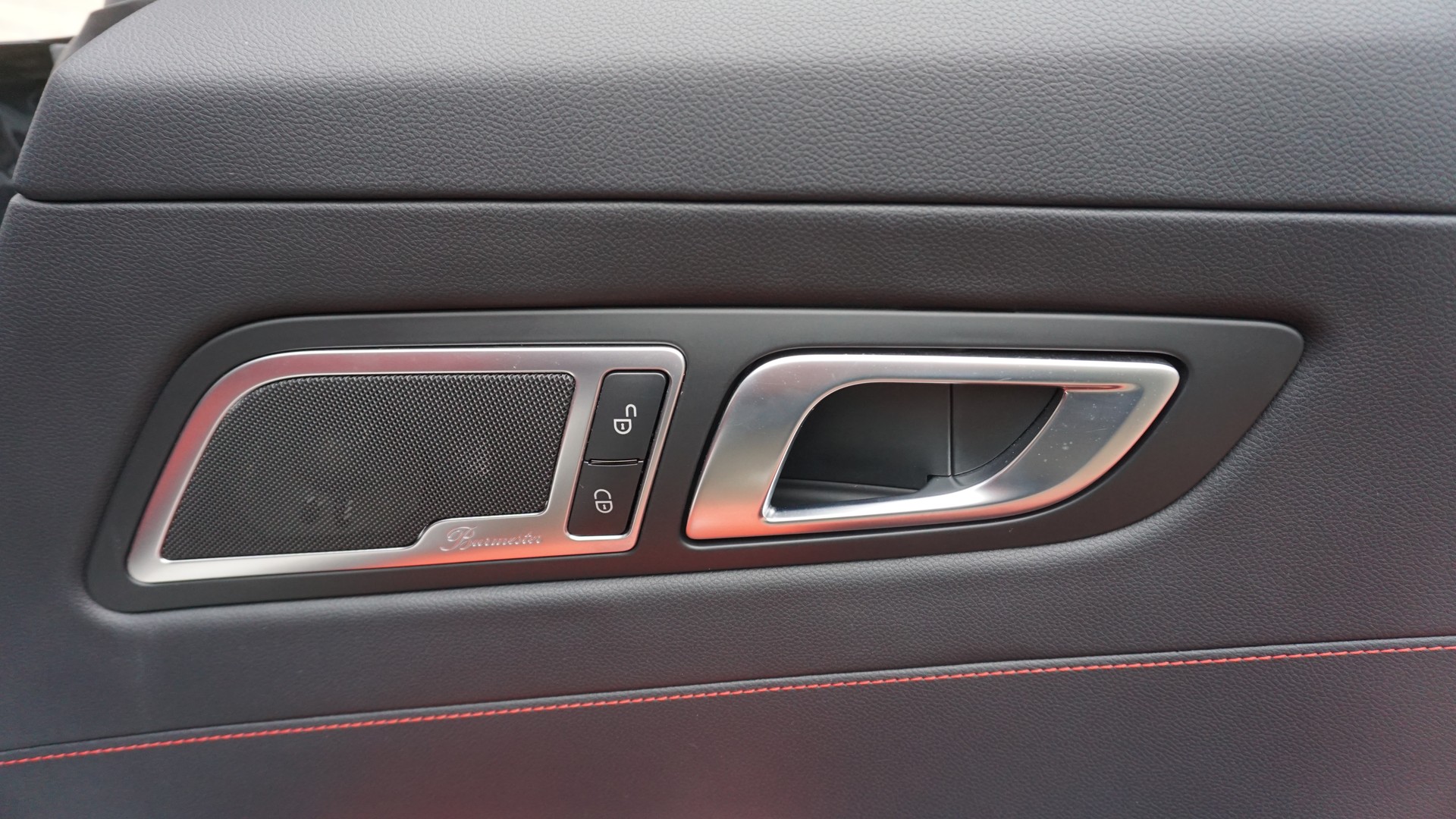 MERCEDES-BENZ AMG GT S Speedshift DCT-image-17
