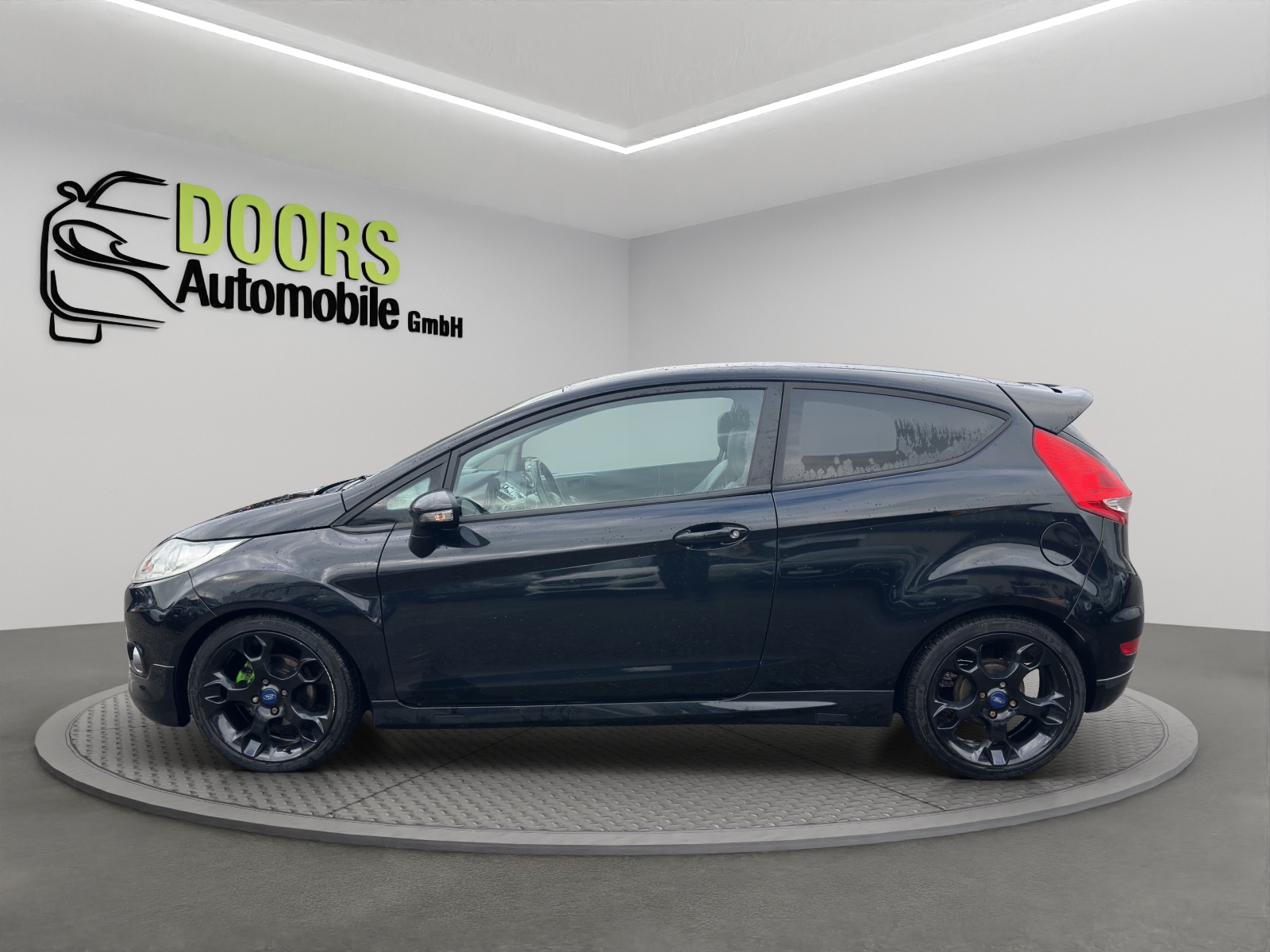 FORD Fiesta 1.6 16V Titanium-image-8