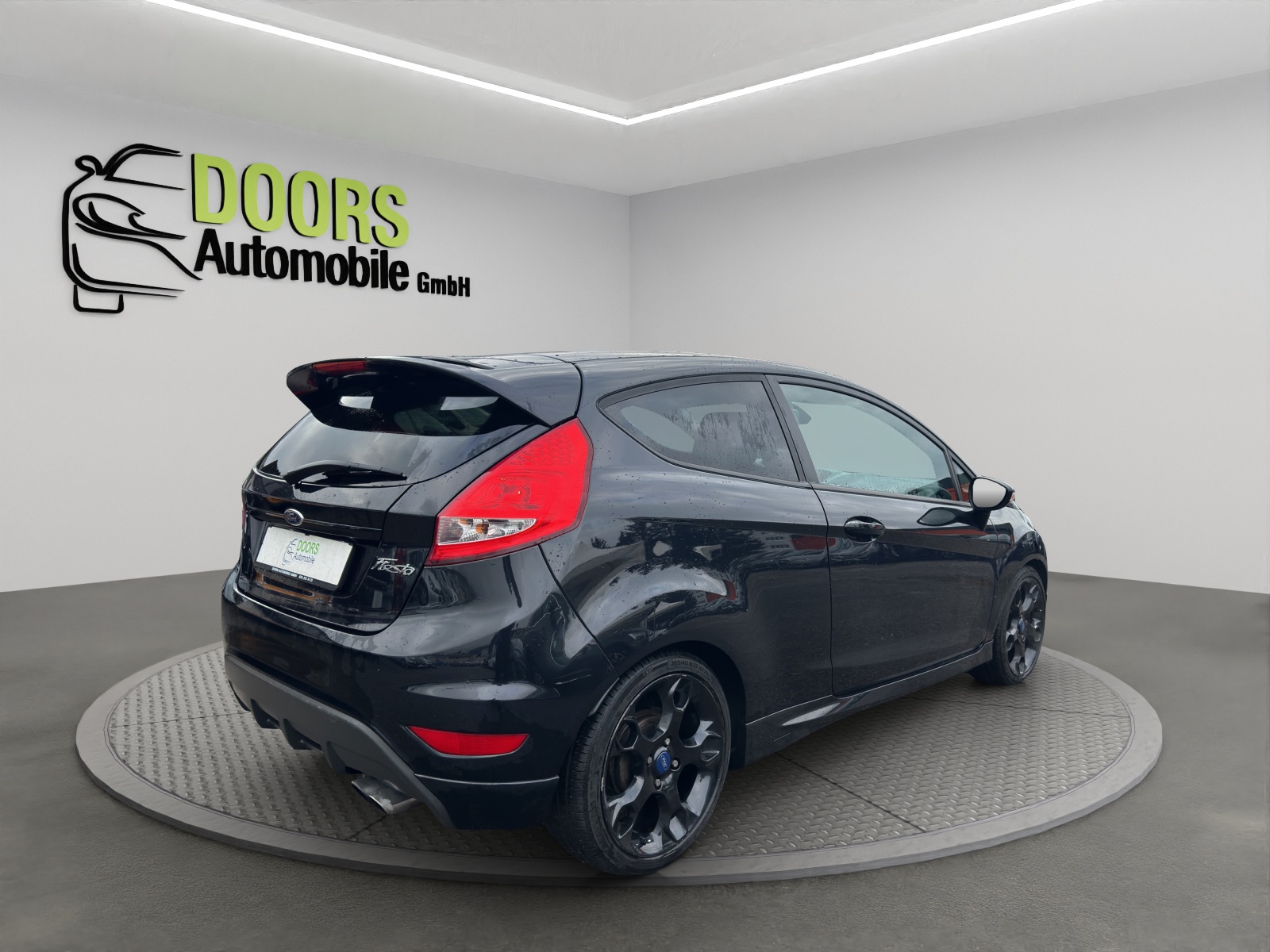 FORD Fiesta 1.6 16V Titanium-image-4