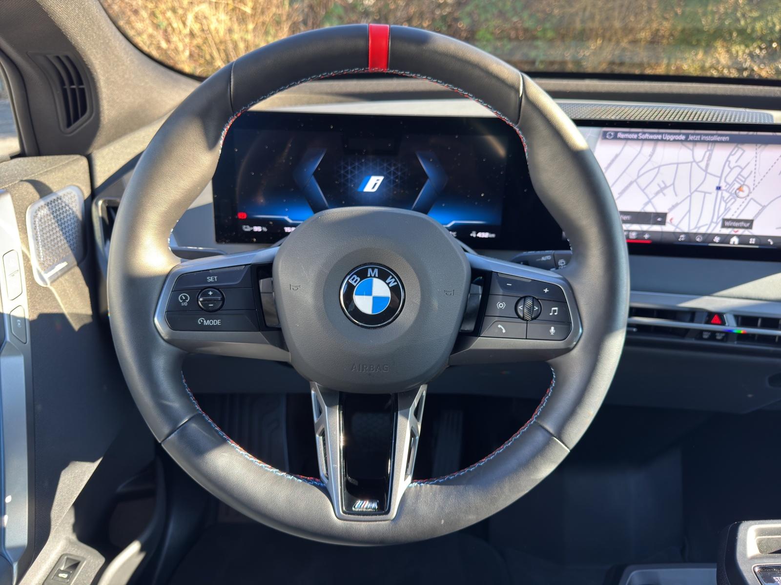 BMW iX M60 Exclusive Package-image-11