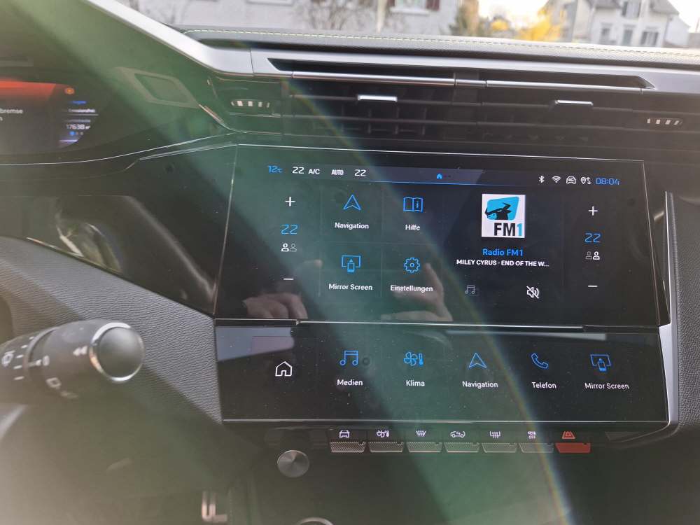 PEUGEOT 308 SW 1.6 PHEV 180 GT-image-18