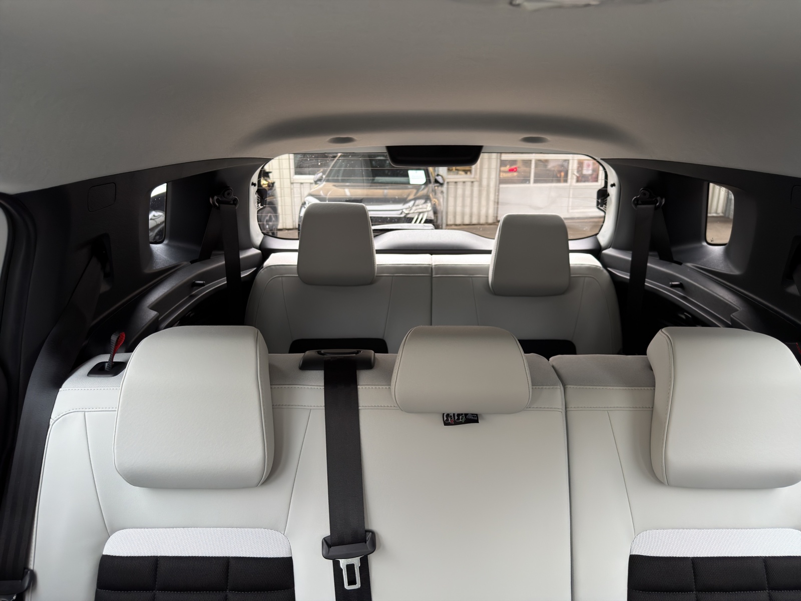 CITROEN C3 Aircross 1.2 Turbo Plus 7-Sitze-image-5