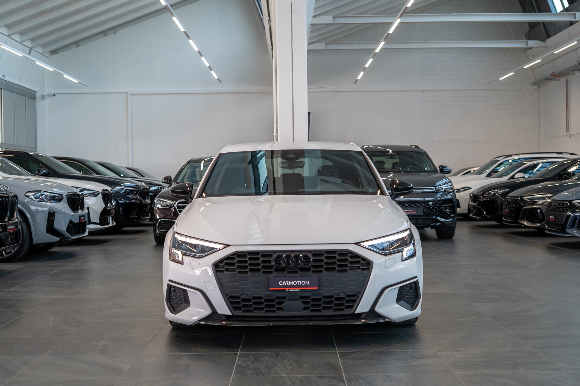 AUDI A3 Sportback / Virtual Cockpit / Tempomat /-image-1
