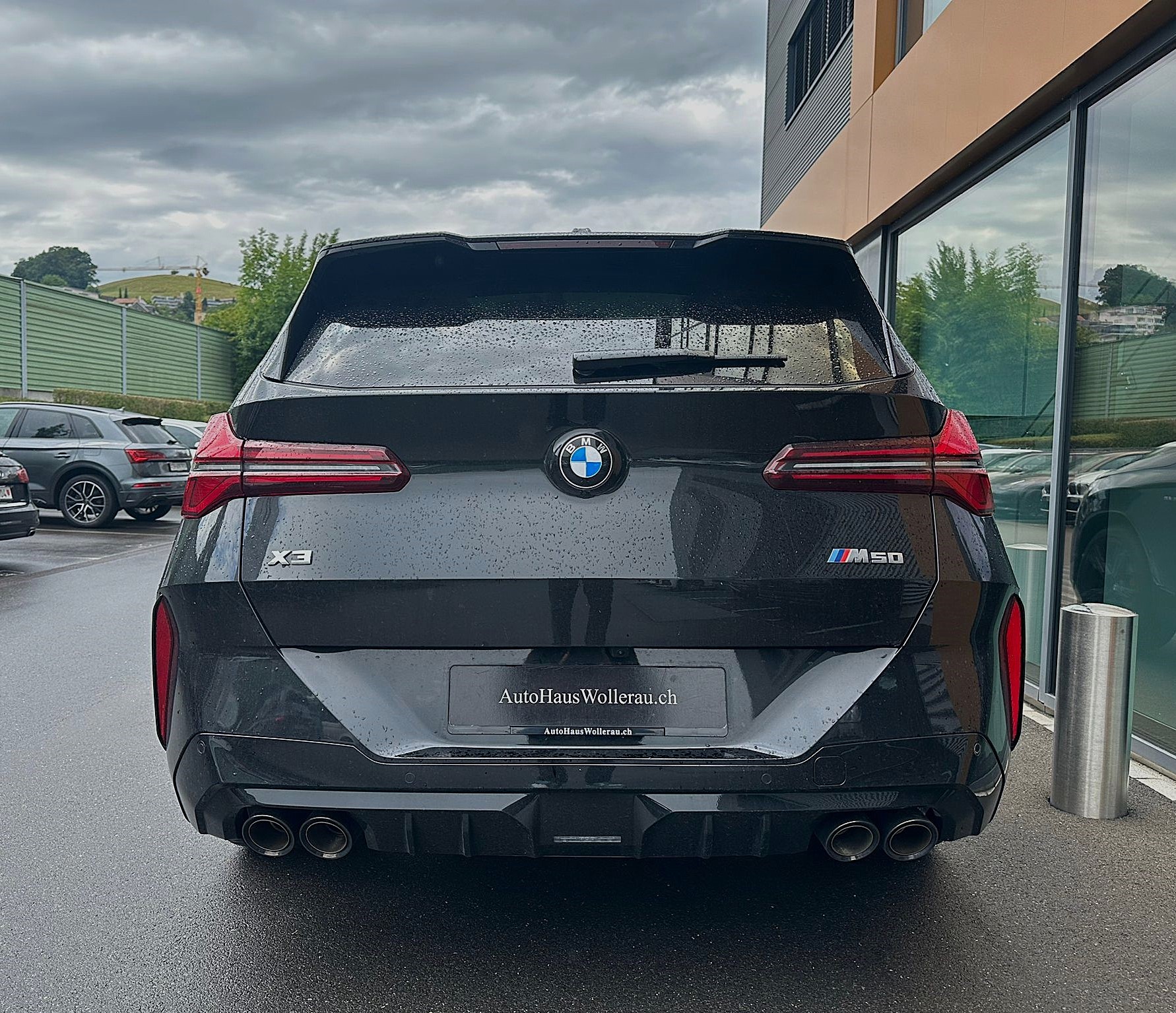 BMW X3 M50i-image-13