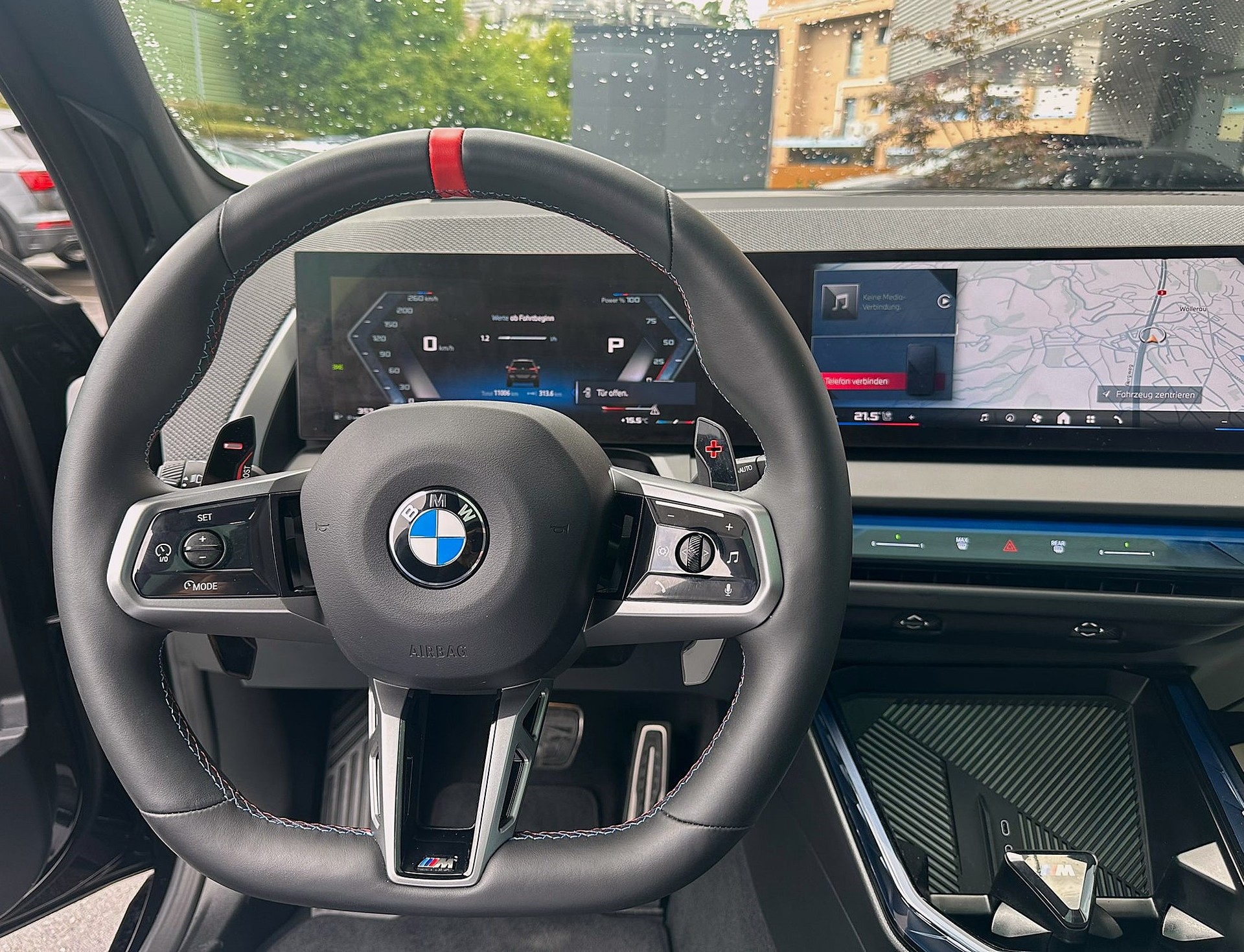 BMW X3 M50i-image-10