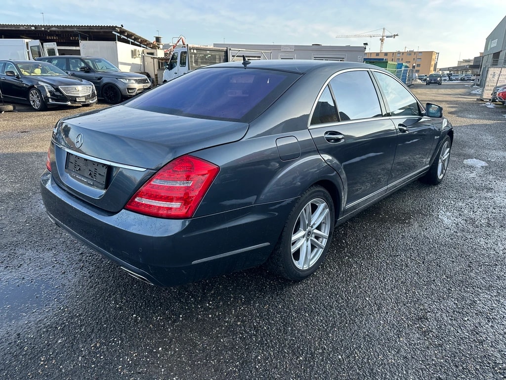 MERCEDES-BENZ S 500 BlueEfficiency SS 4Matic 7G-Tronic-image-4