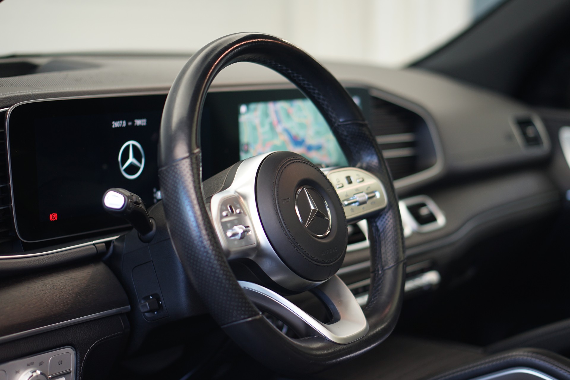 MERCEDES-BENZ GLS 400 d 4Matic AMG Line 9G-Tronic-image-23