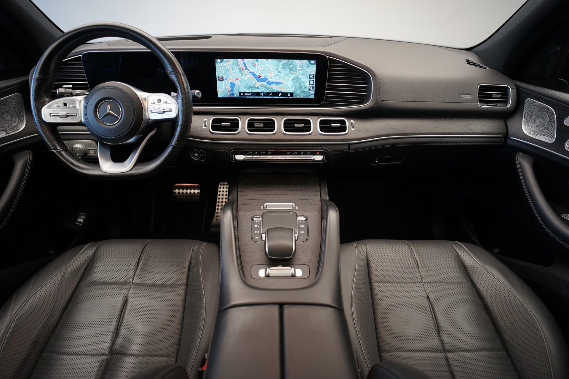 MERCEDES-BENZ GLS 400 d 4Matic AMG Line 9G-Tronic-image-15