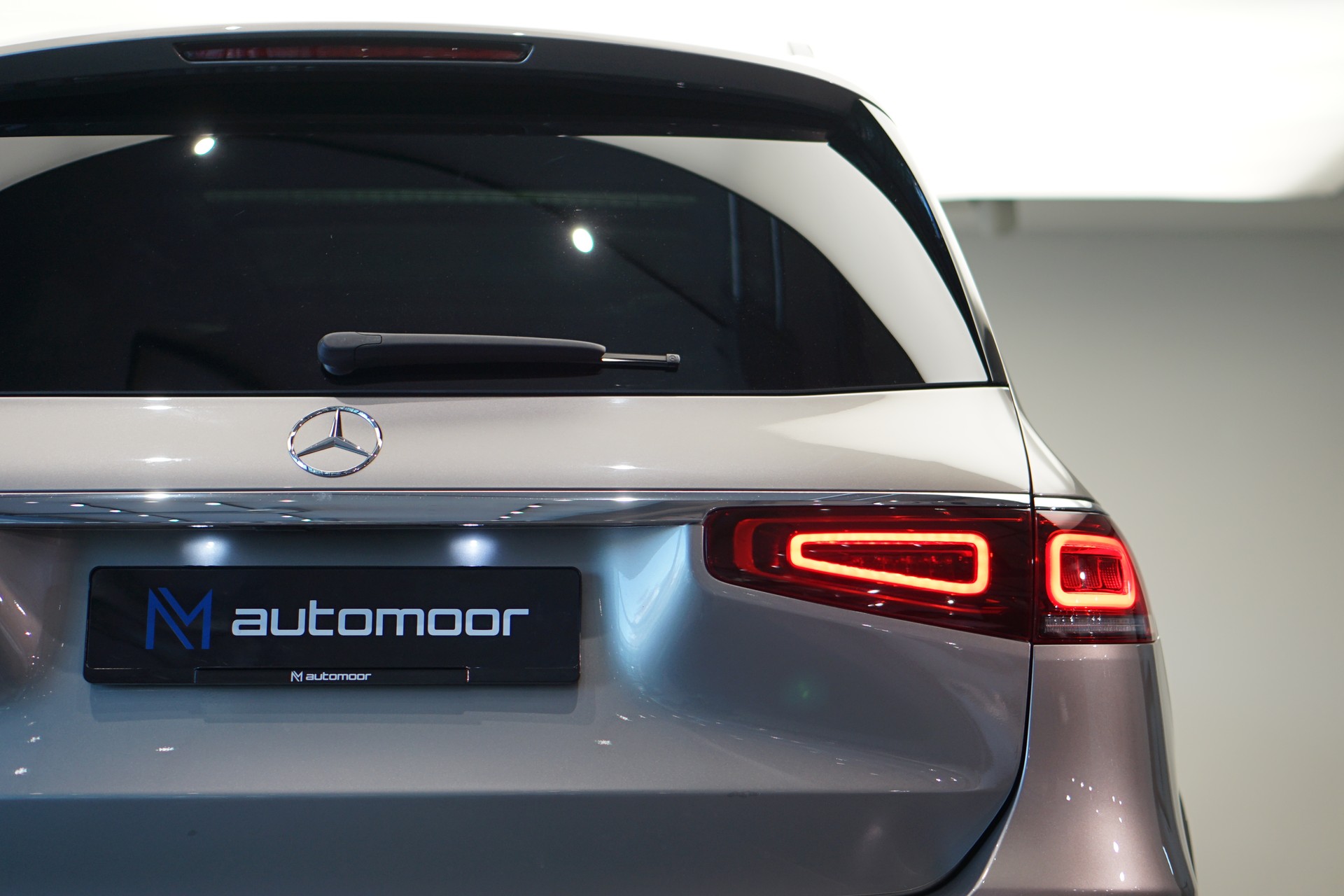 MERCEDES-BENZ GLS 400 d 4Matic AMG Line 9G-Tronic-image-10