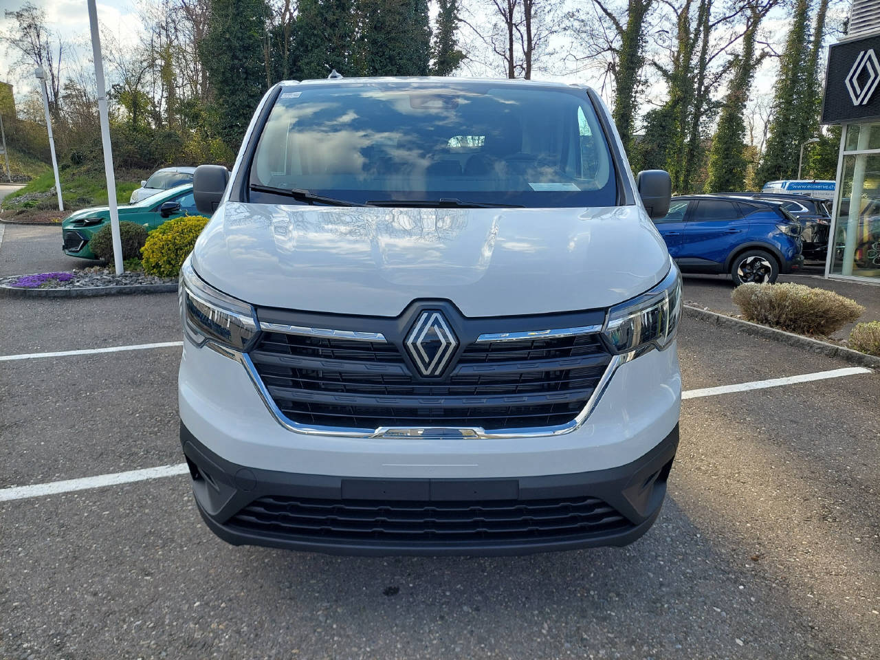 RENAULT Trafic KW 2.8t L1H1 2.0 dCi 110 Advance-image-1