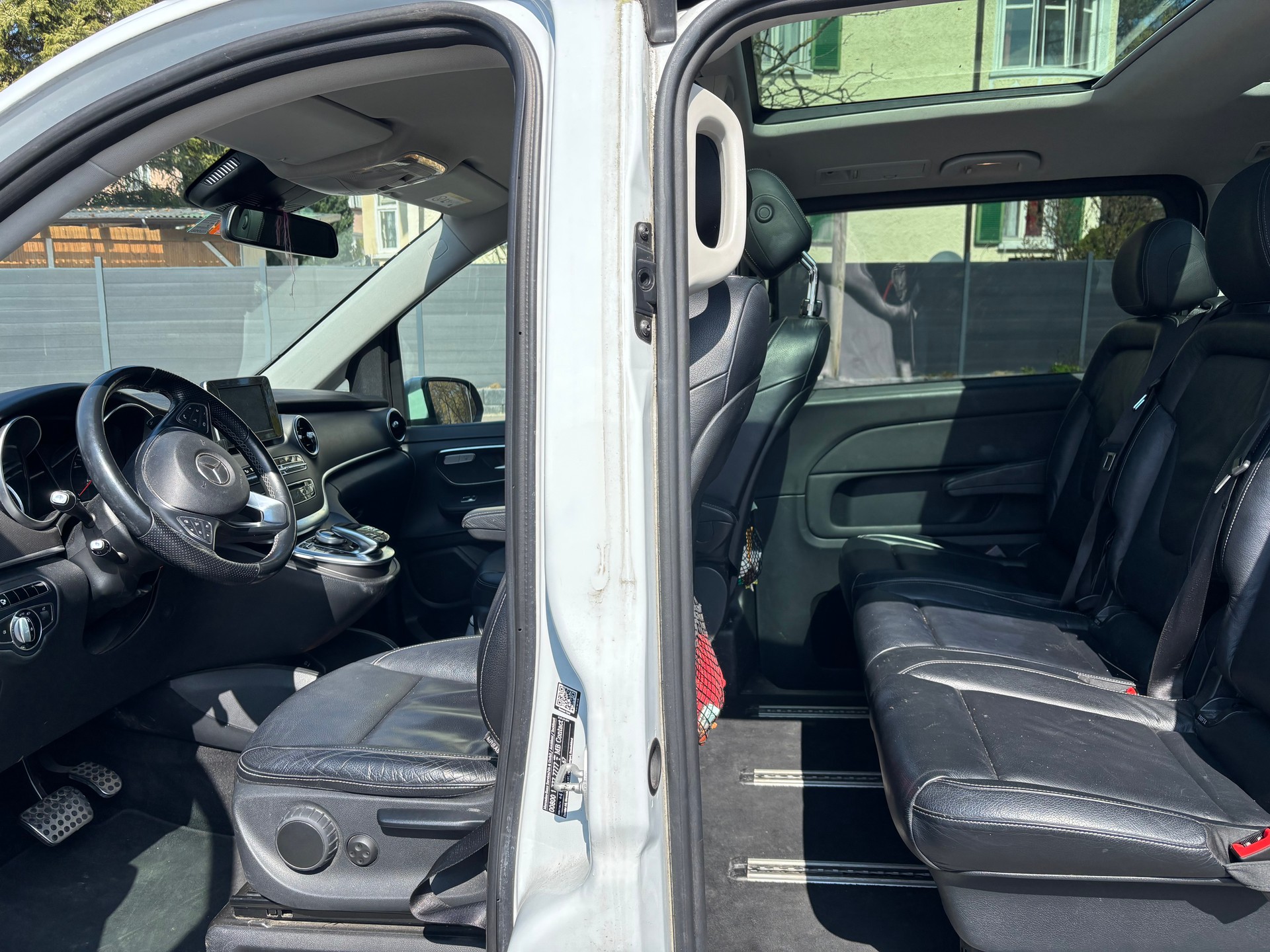 MERCEDES-BENZ V 250 d Swiss Edition lang 4Matic 7G-Tronic-image-2