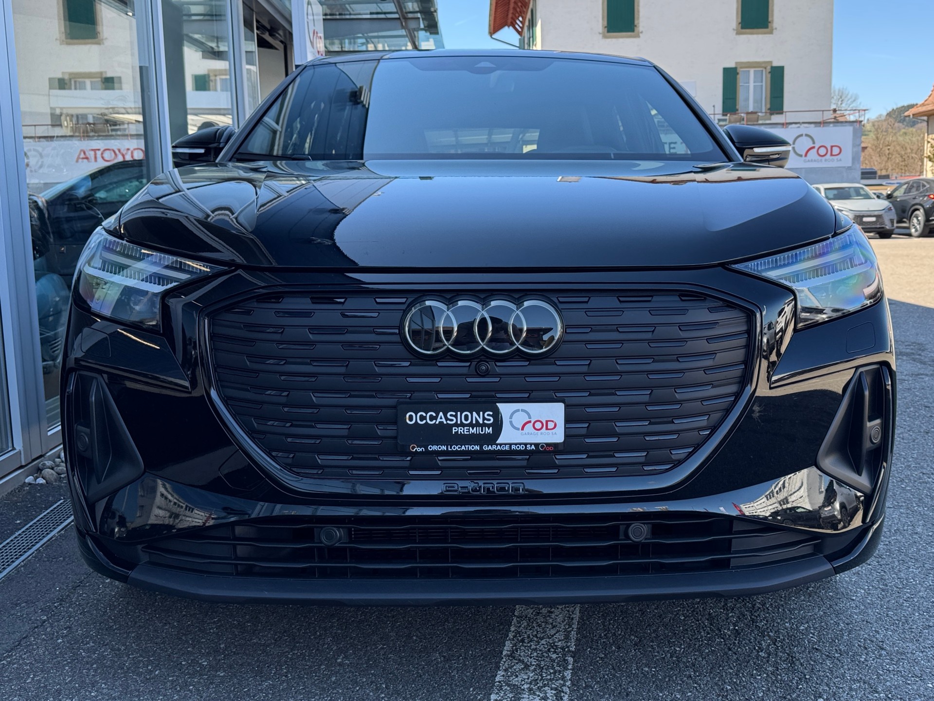 AUDI Q4 Sportback e-tron 45 Edition Swiss Ski quattro-image-2