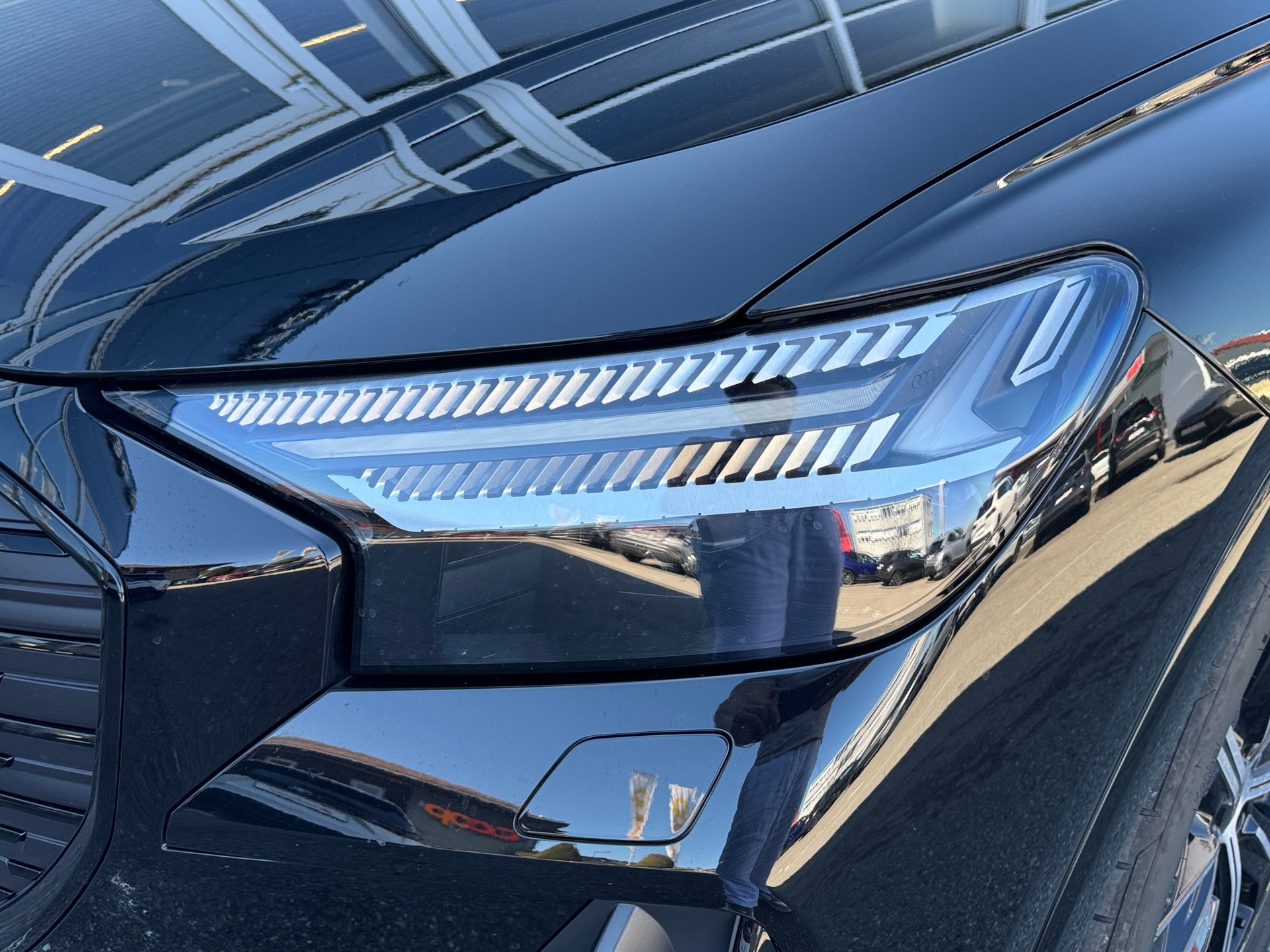 AUDI Q4 Sportback e-tron 45 Edition Swiss Ski quattro-image-3