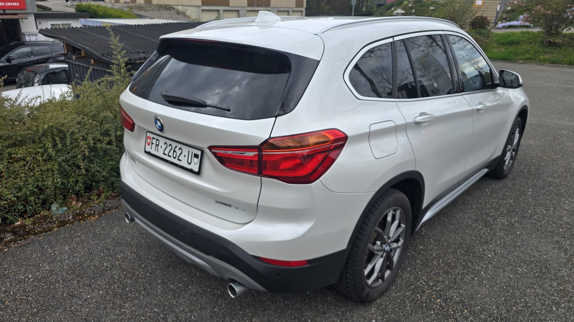 BMW X1 Drive 18d XLine Steptronic / HeadUP/Navi/SPORT FULL / Haman Kardon / ACC TEMPOMAT-image-8