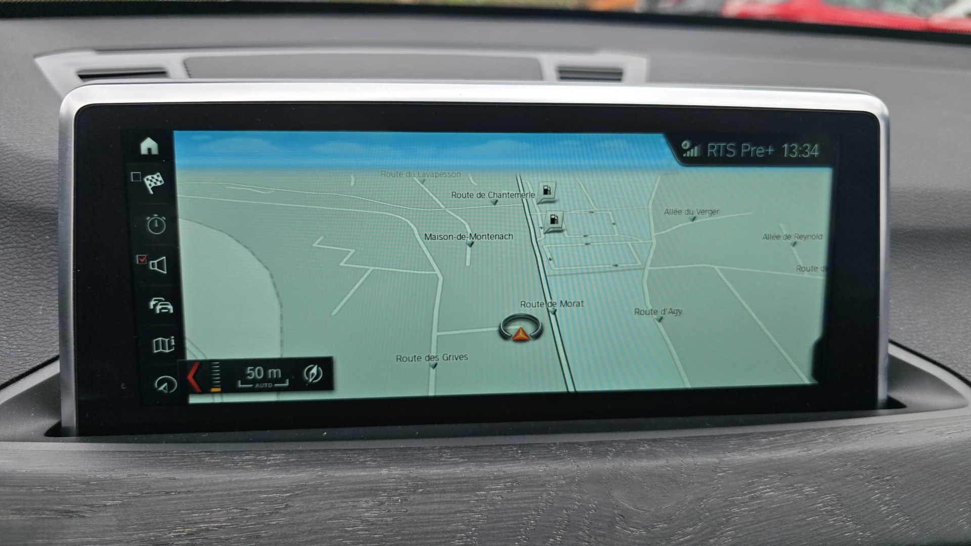 BMW X1 Drive 18d XLine Steptronic / HeadUP/Navi/SPORT FULL / Haman Kardon / ACC TEMPOMAT-image-3